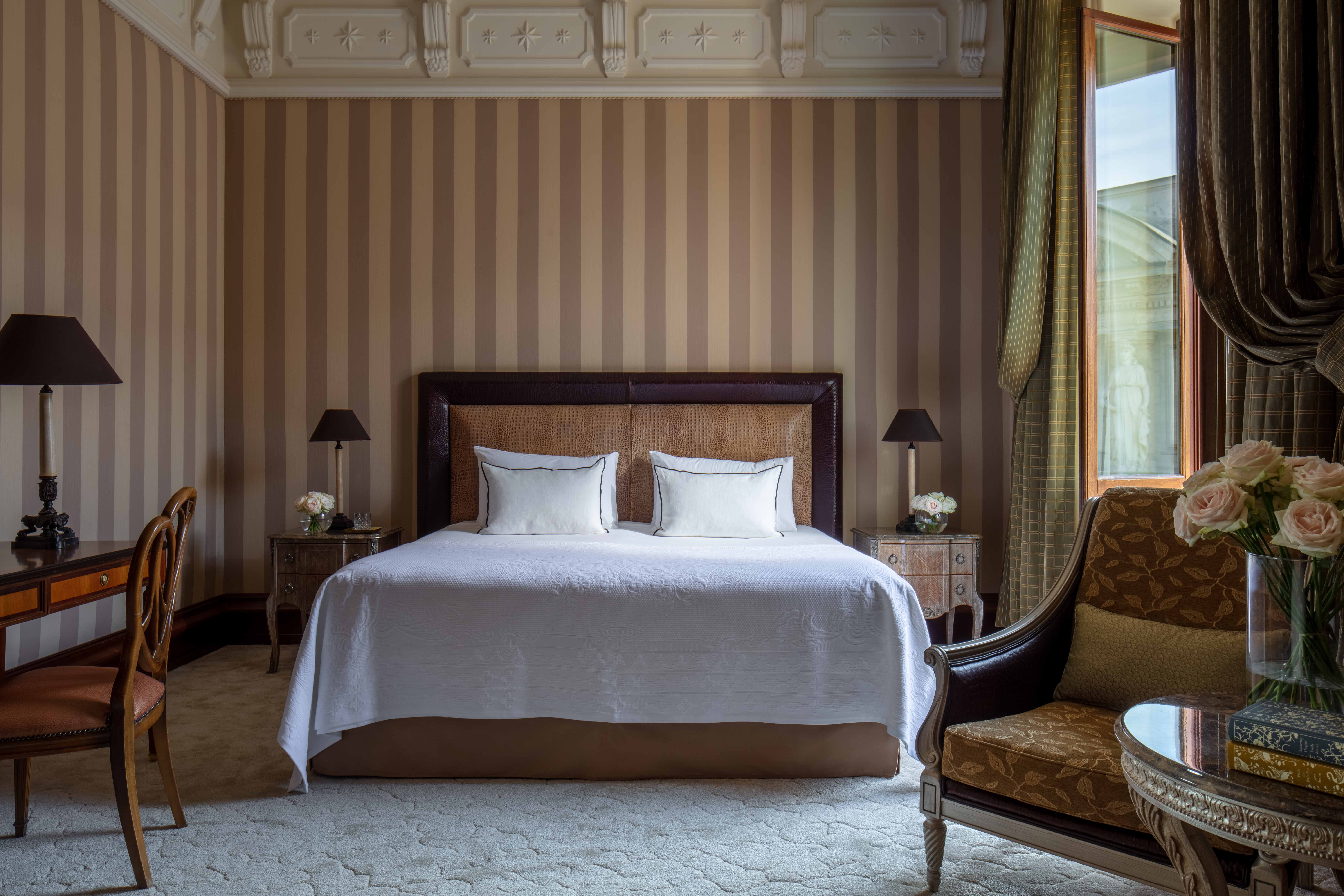 Family Room Capacity 2