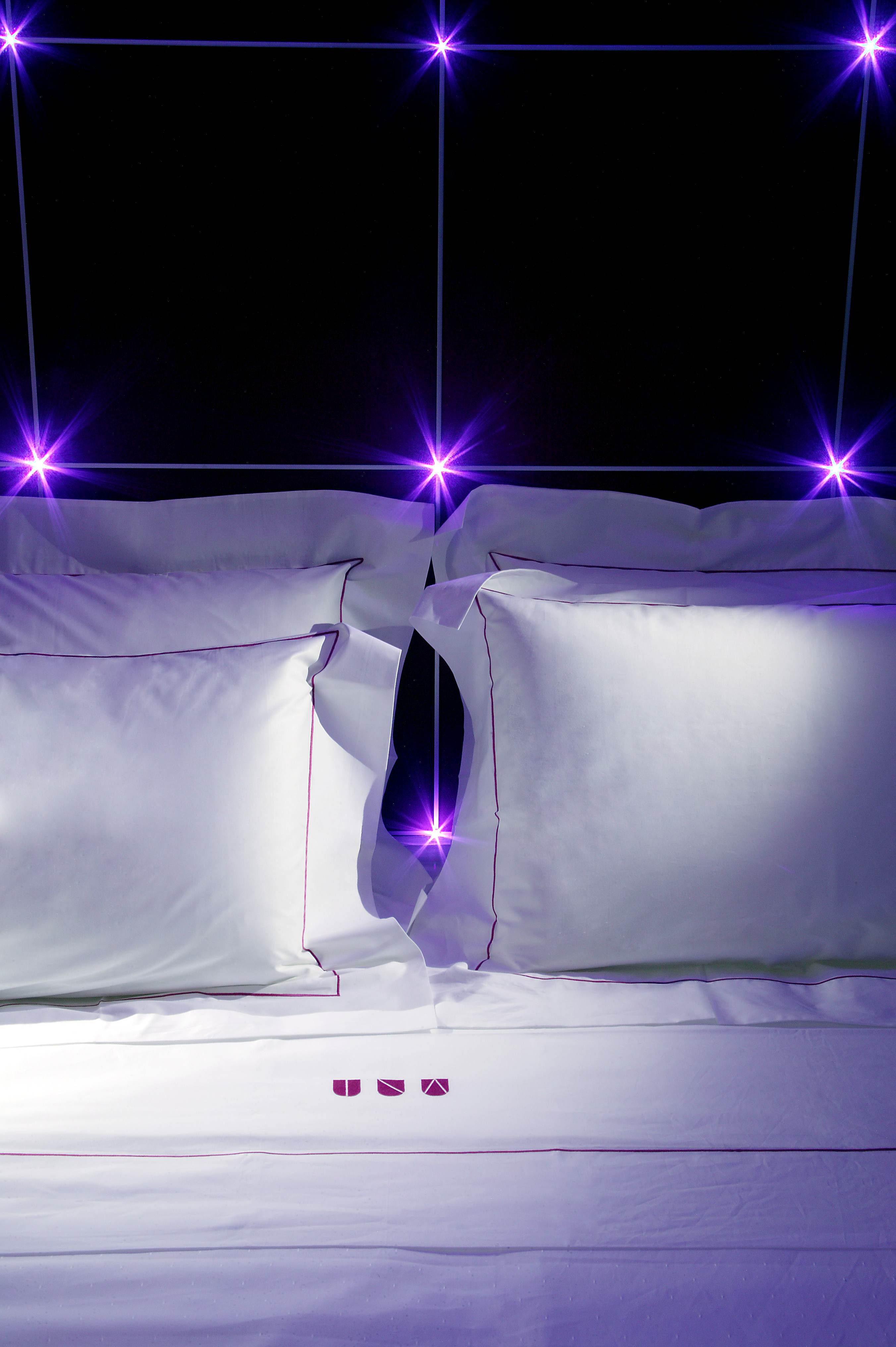 Double Classic Double Bed