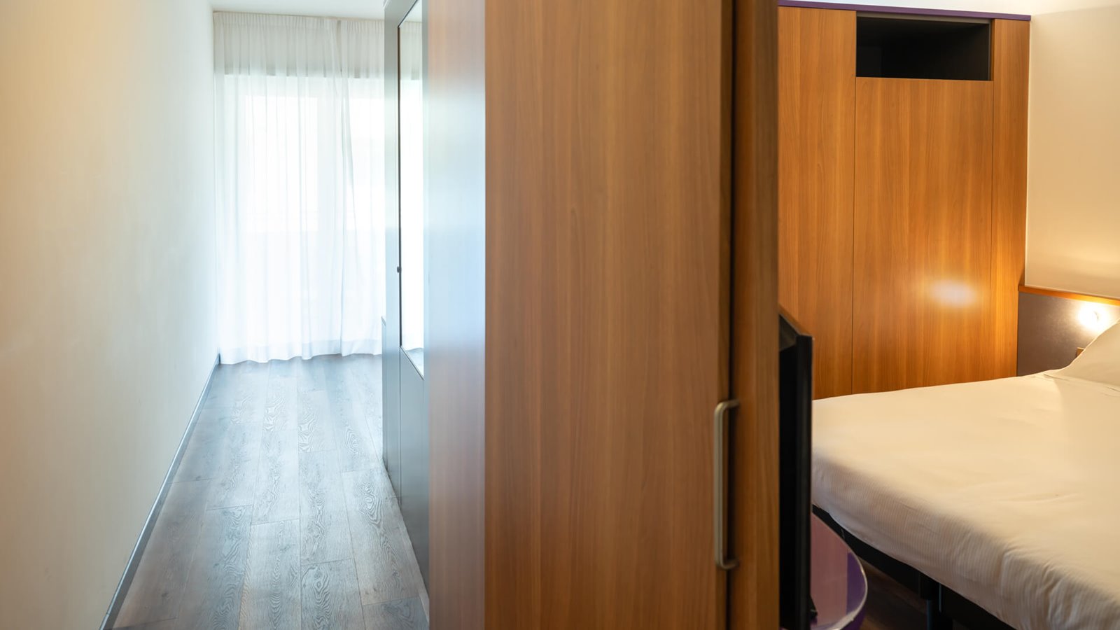 Double or Twin Standard