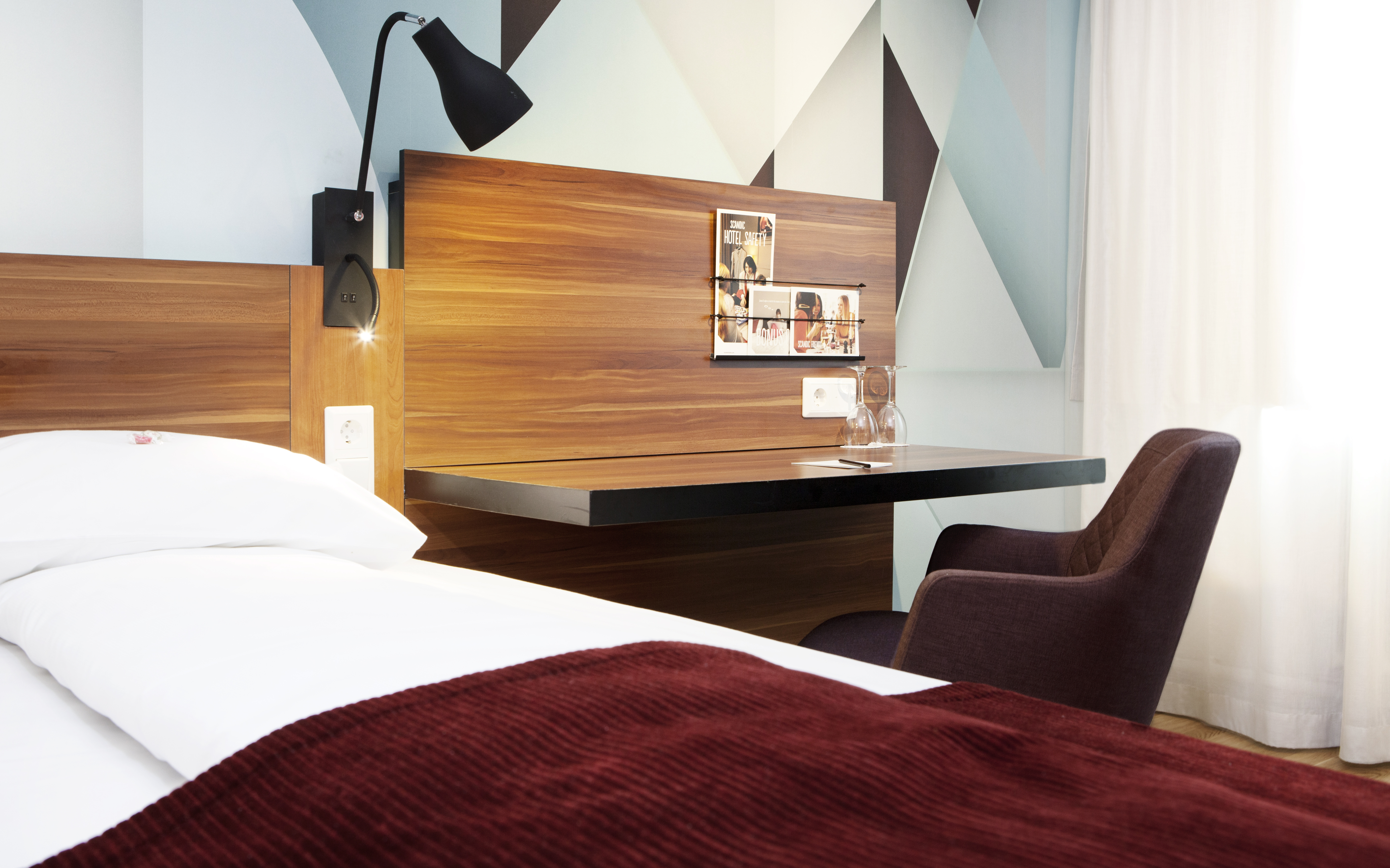 Double Single Queen Size Bed