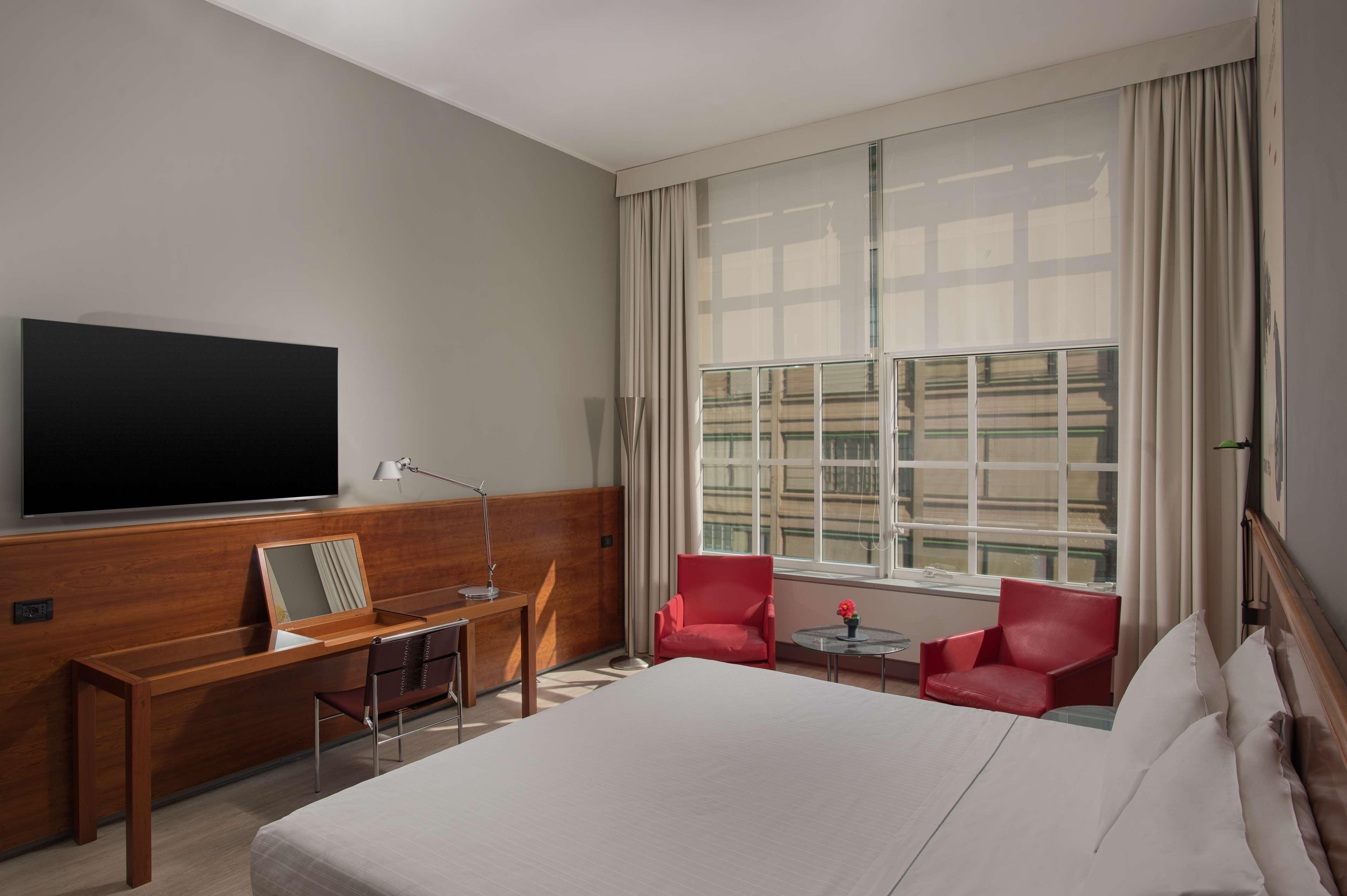 Family Room Connecting Room