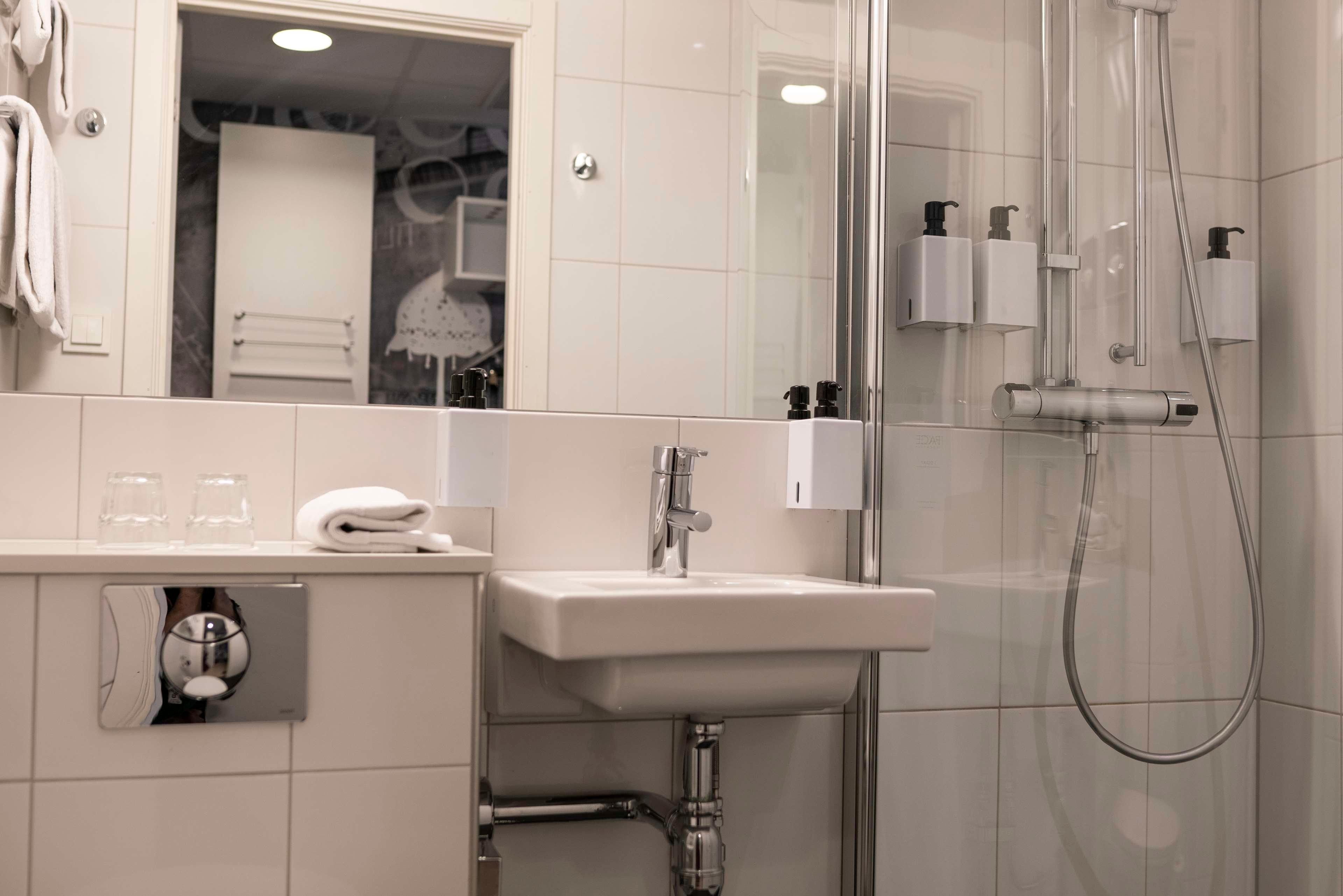 Double Superior King Bed