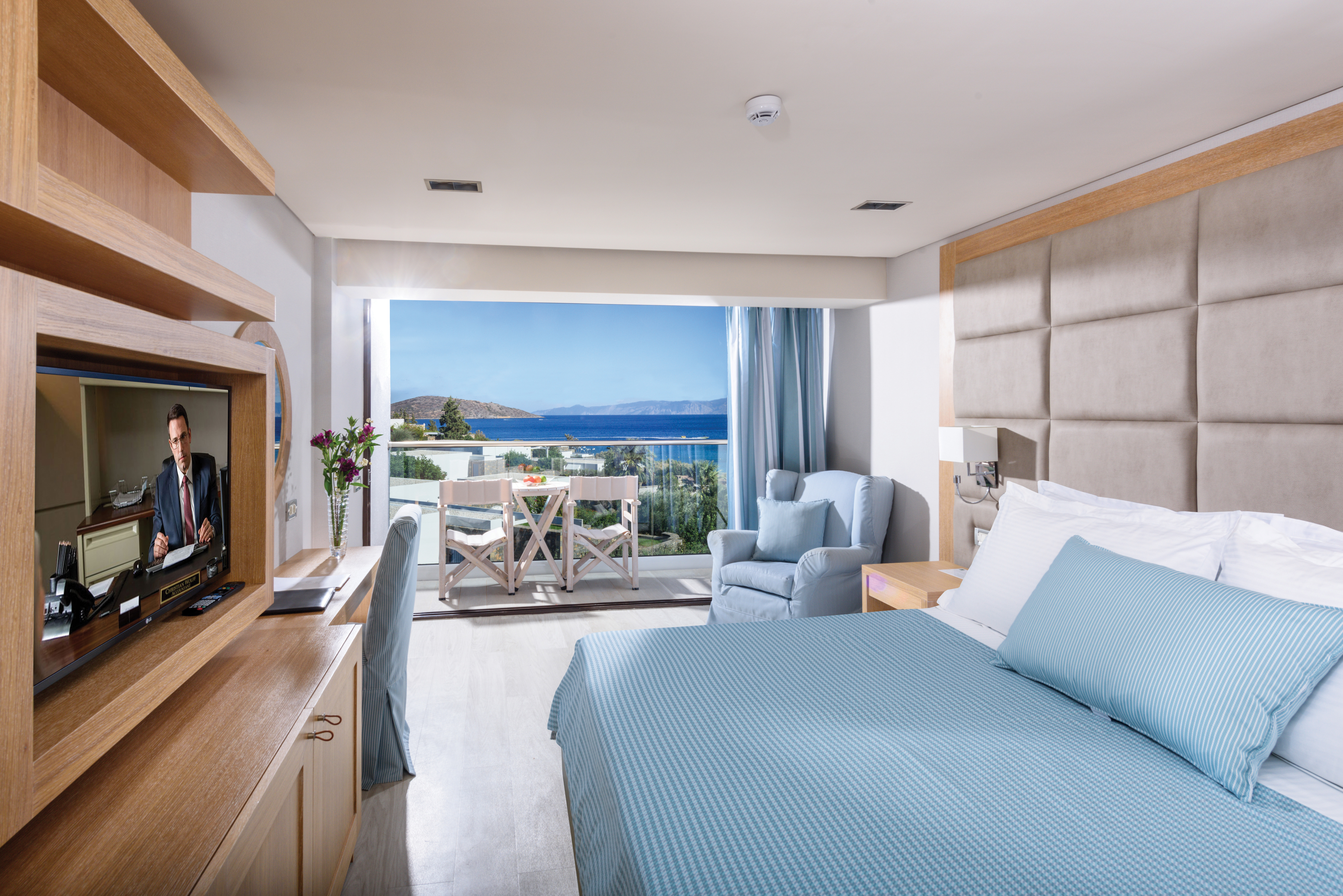 Double or Twin Deluxe Sea View