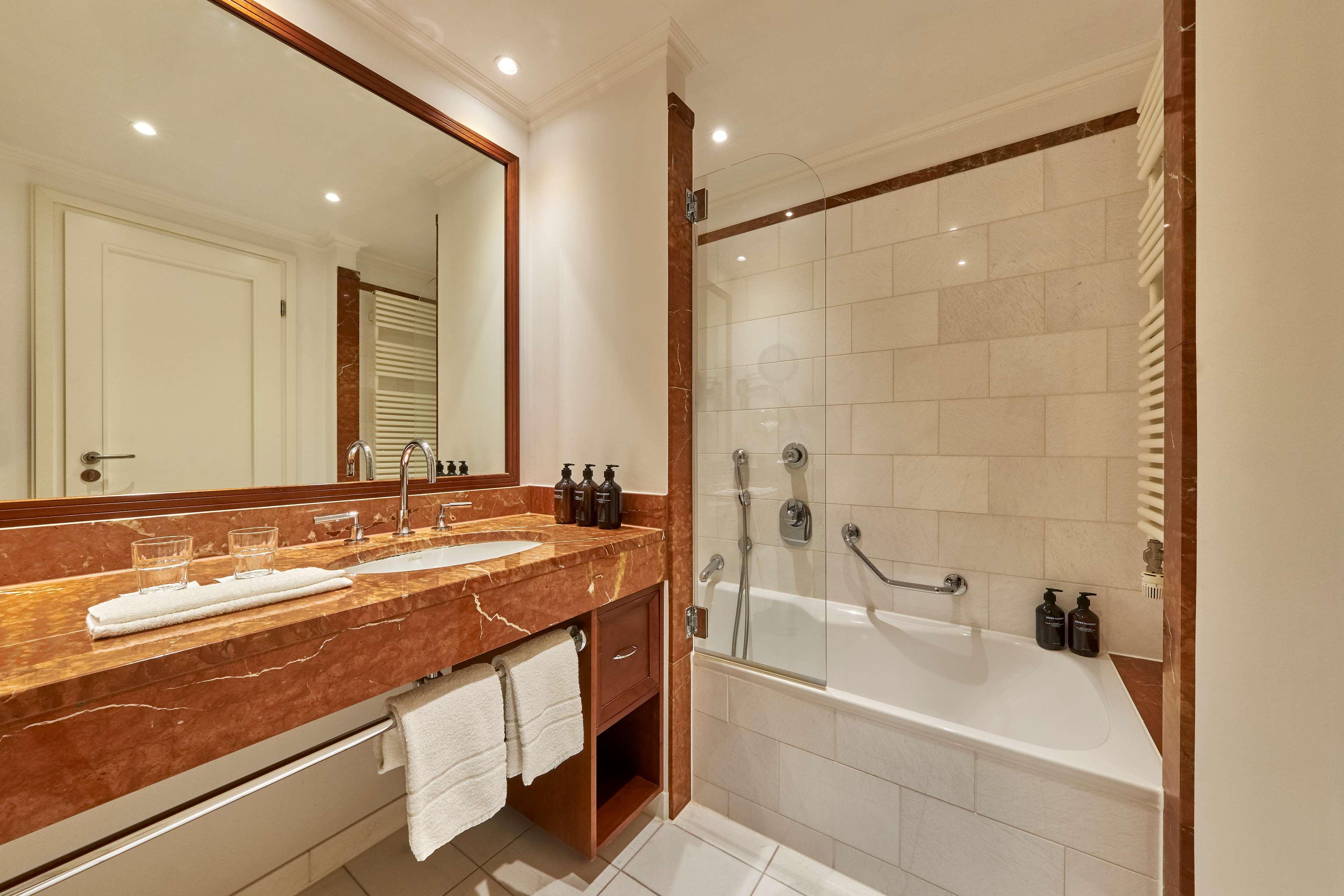 Double Superior with Views