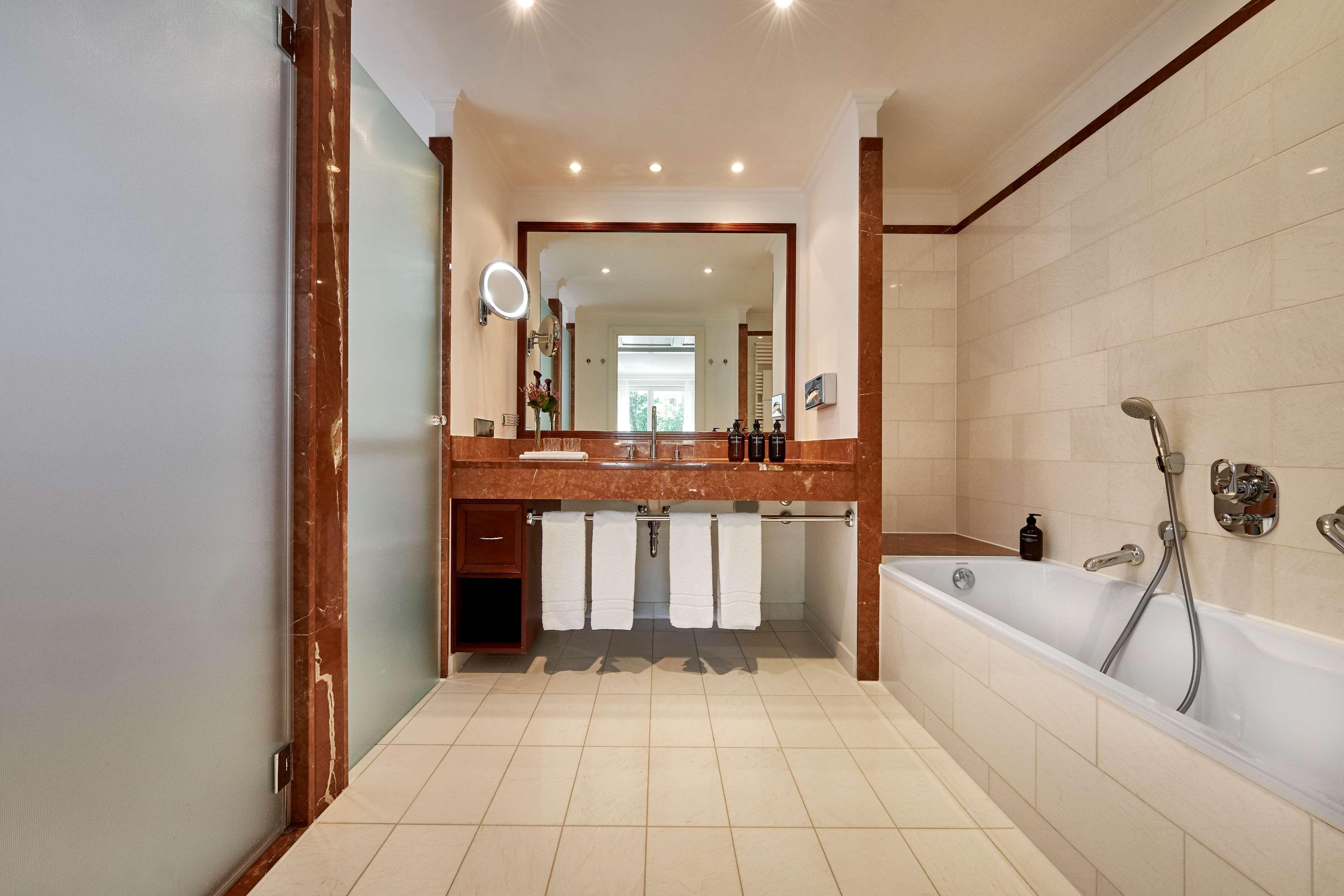 Suite Two Double Beds Premium