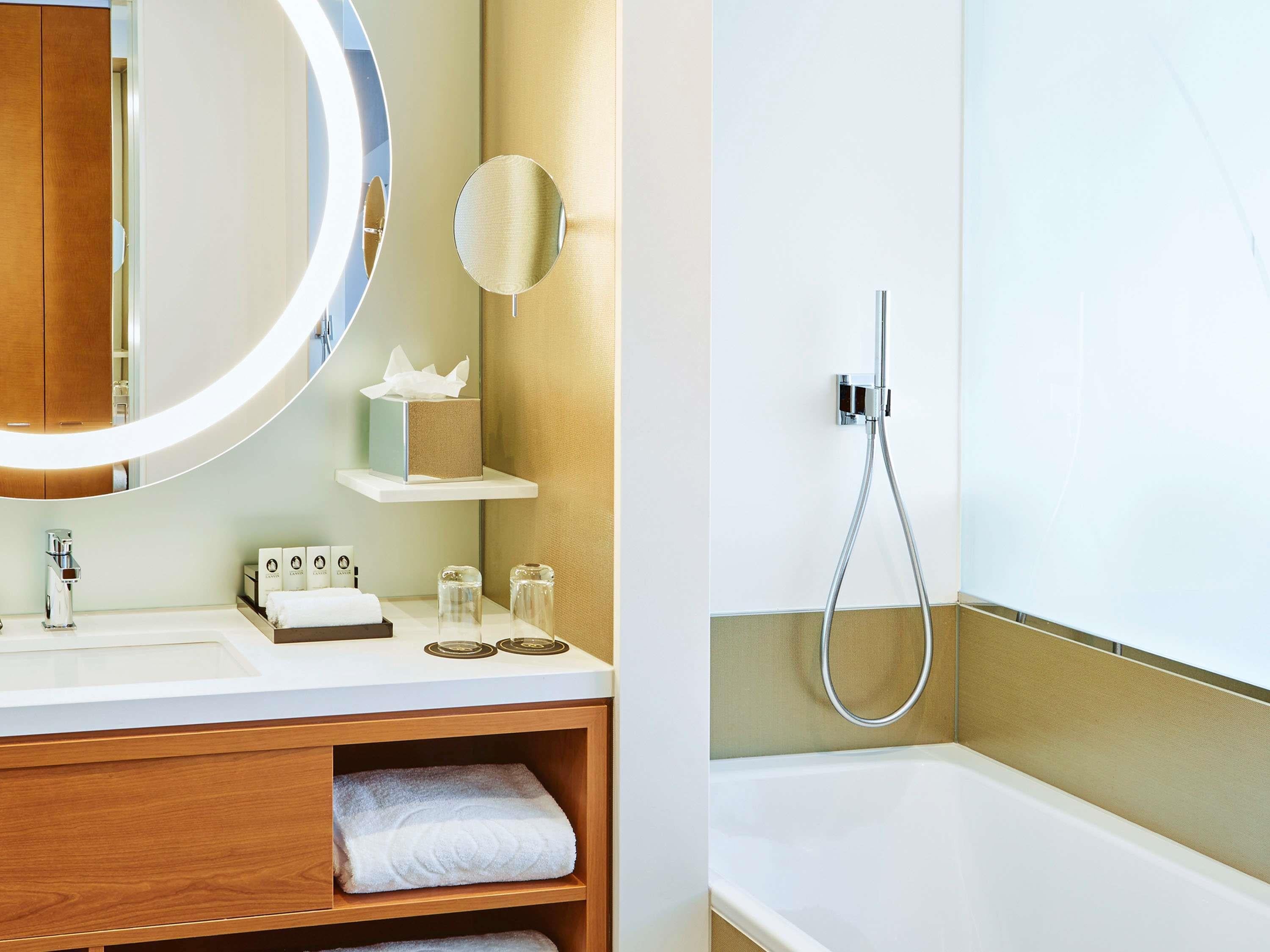 Double Superior King Bed