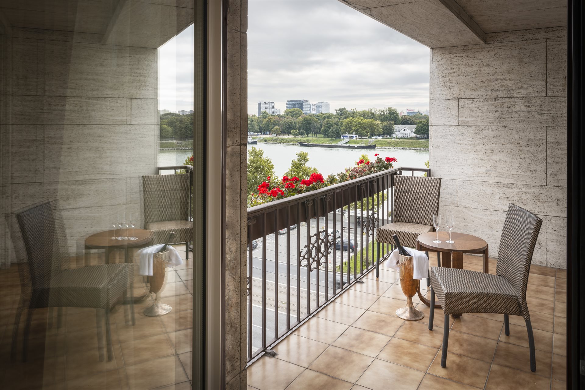 Double Superior with Terrace