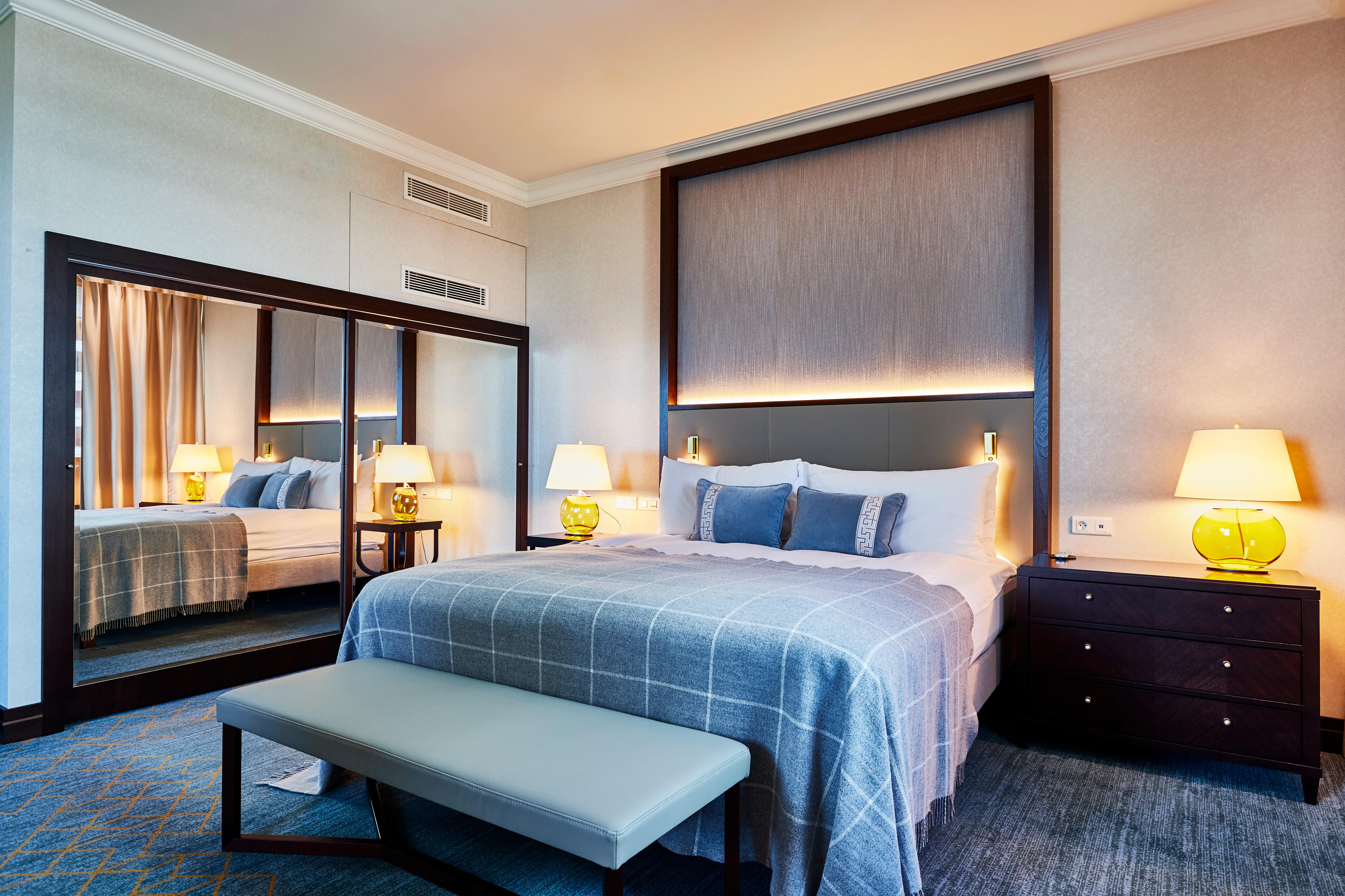 Junior Suite King Size Bed