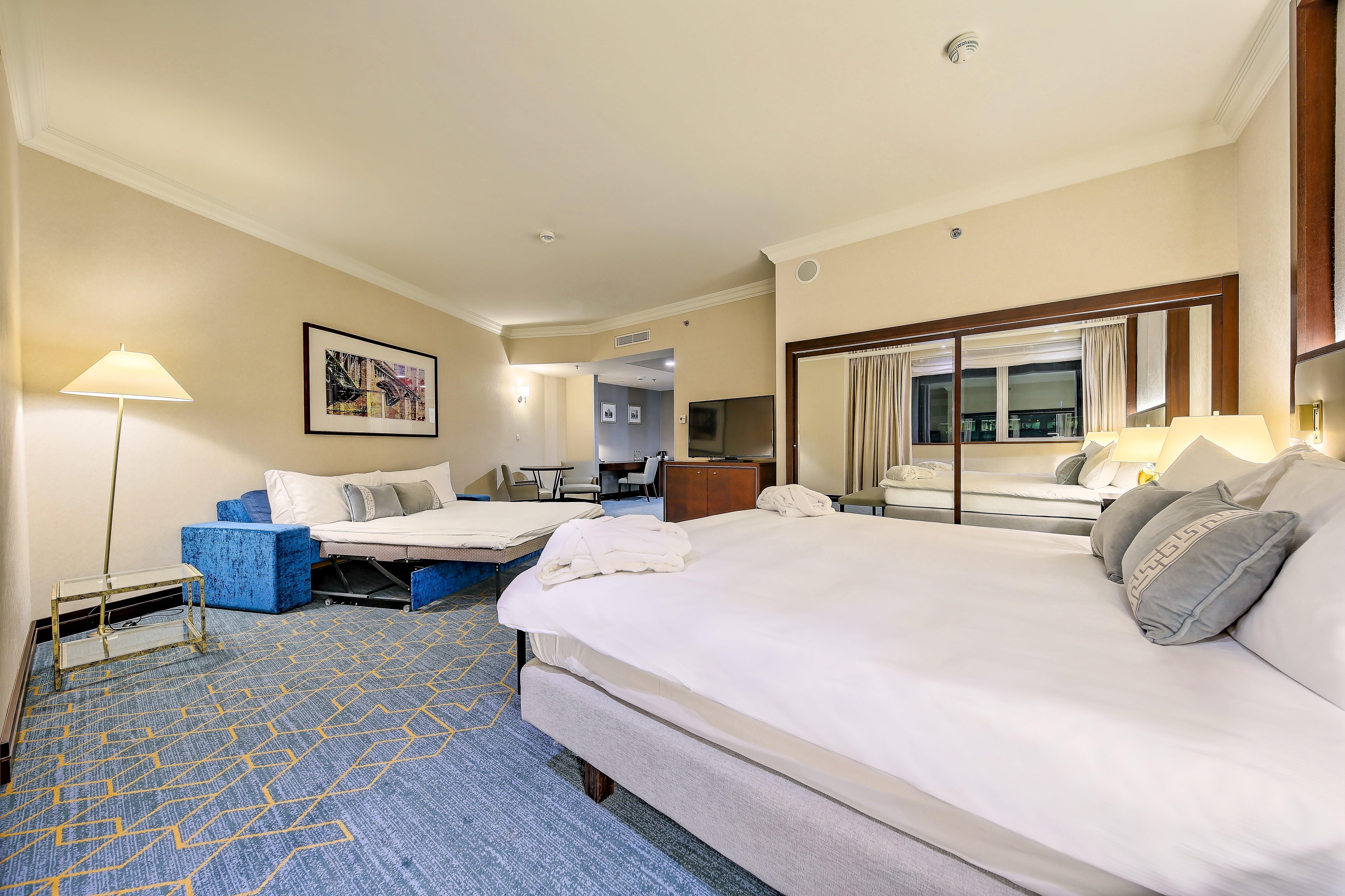 Junior Suite King Size Bed