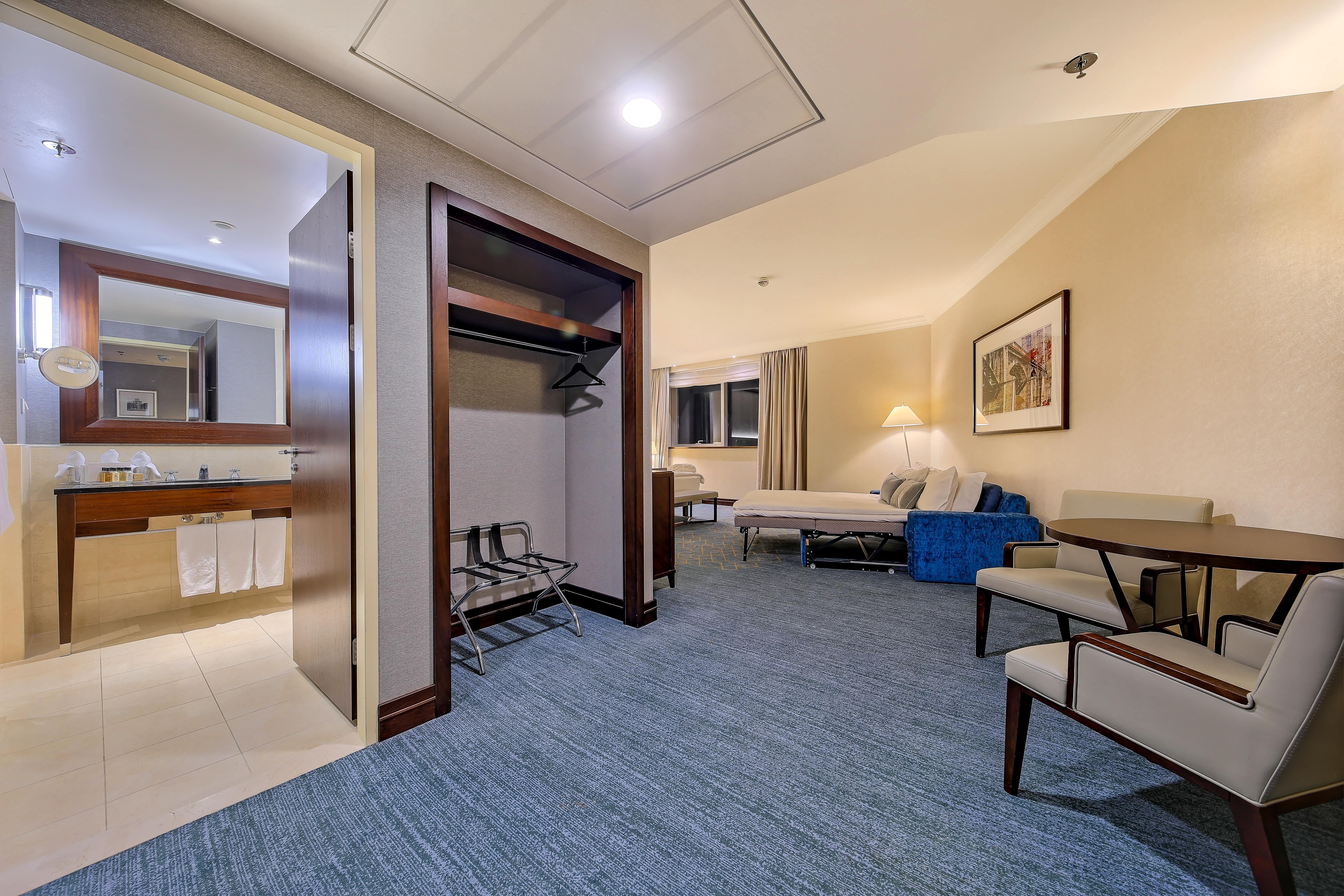 Junior Suite King Size Bed