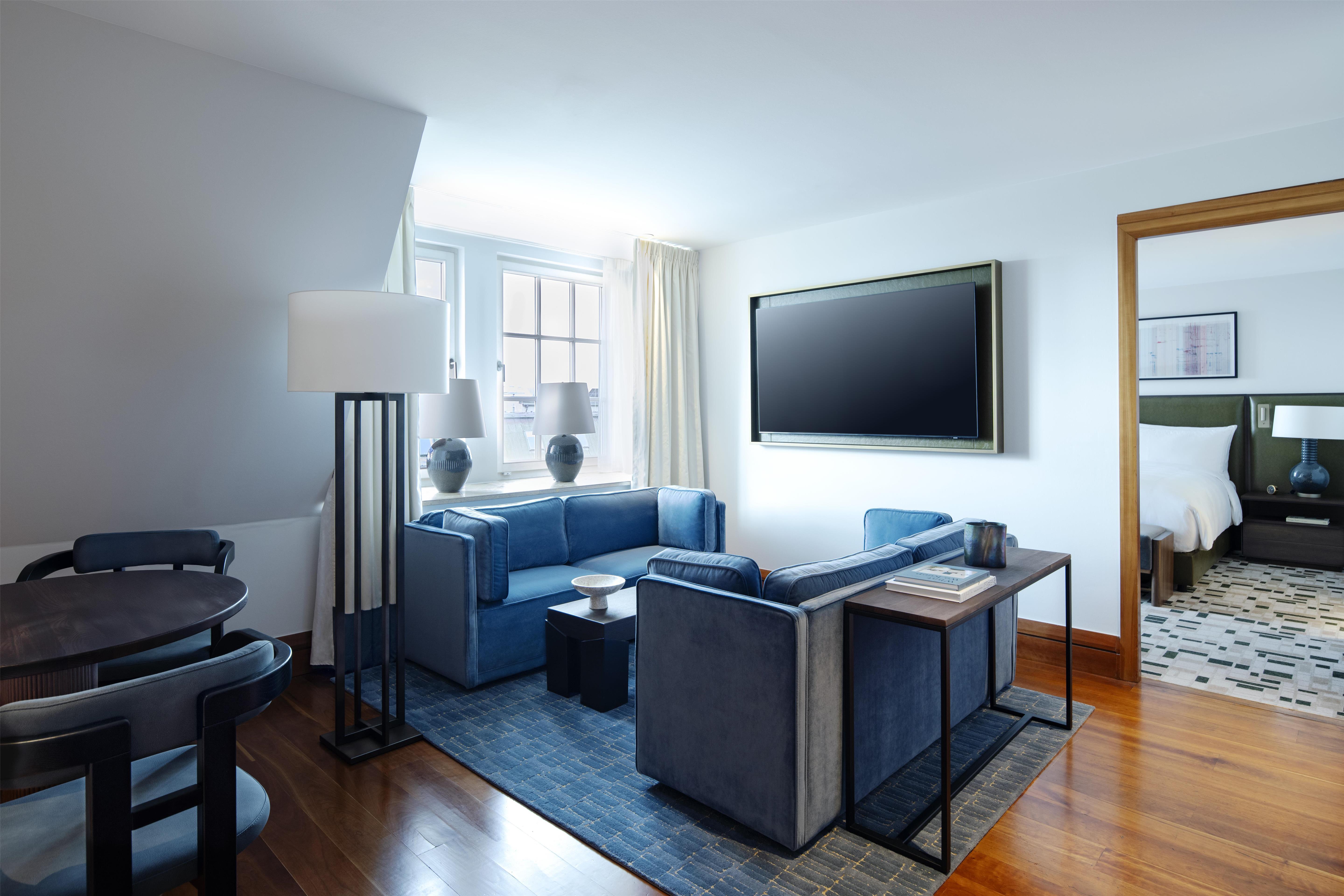 Studio Deluxe King Bed