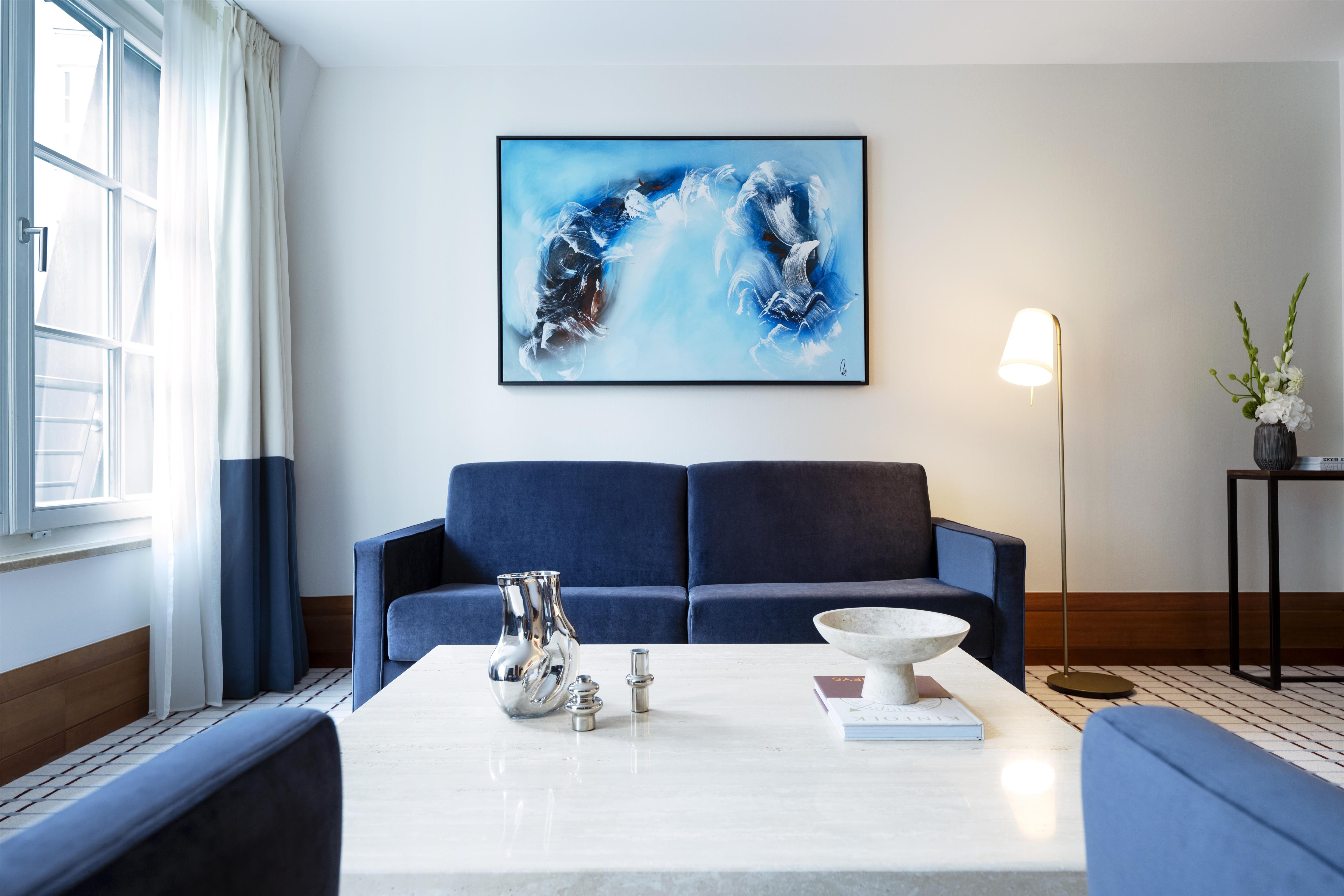 Suite Queen Size Bed