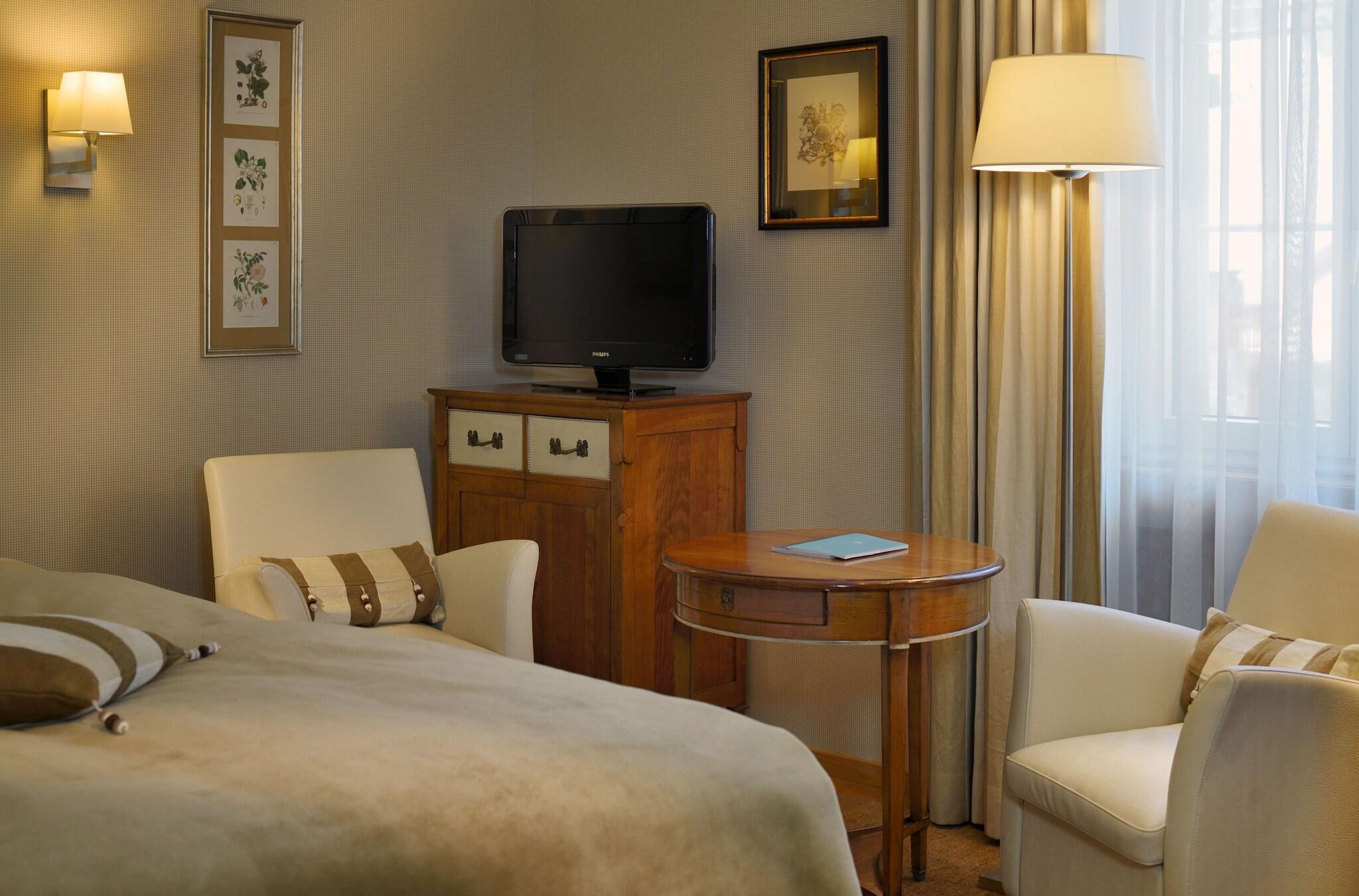 Double Classic Mountain View