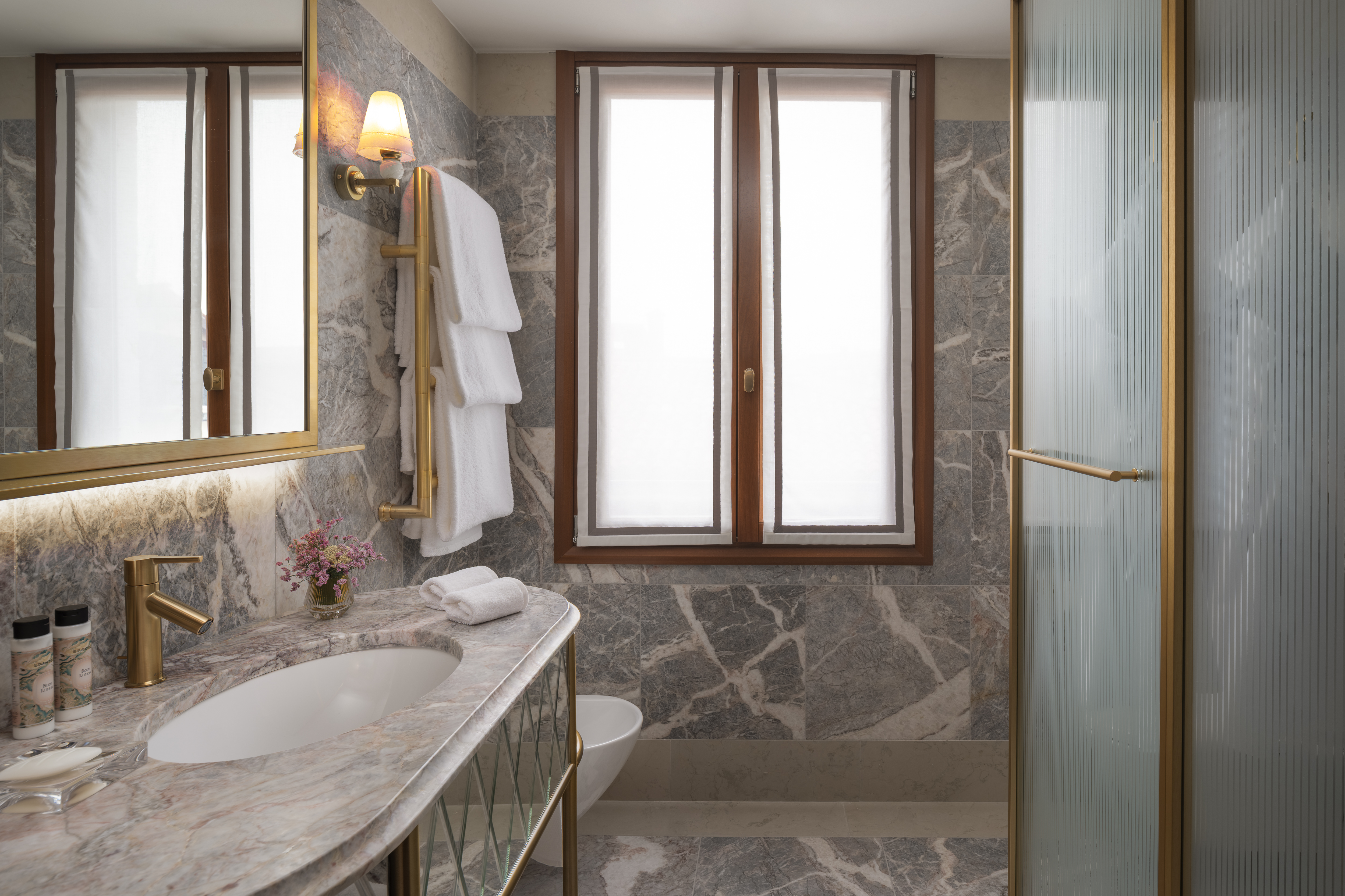 Double or Twin Deluxe