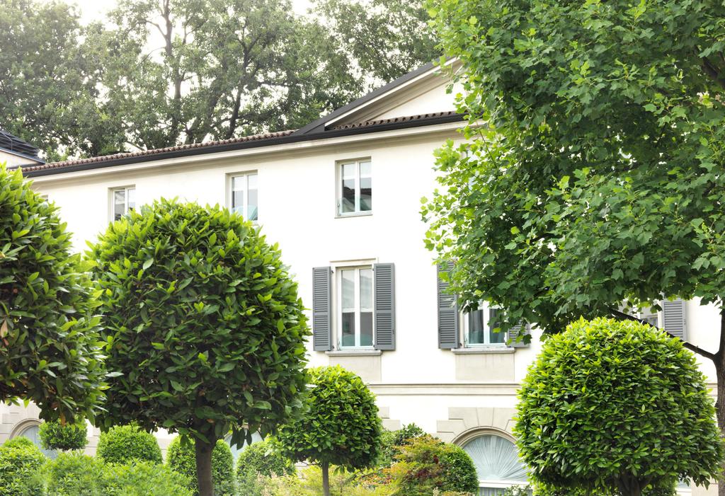 Double Premium Garden View