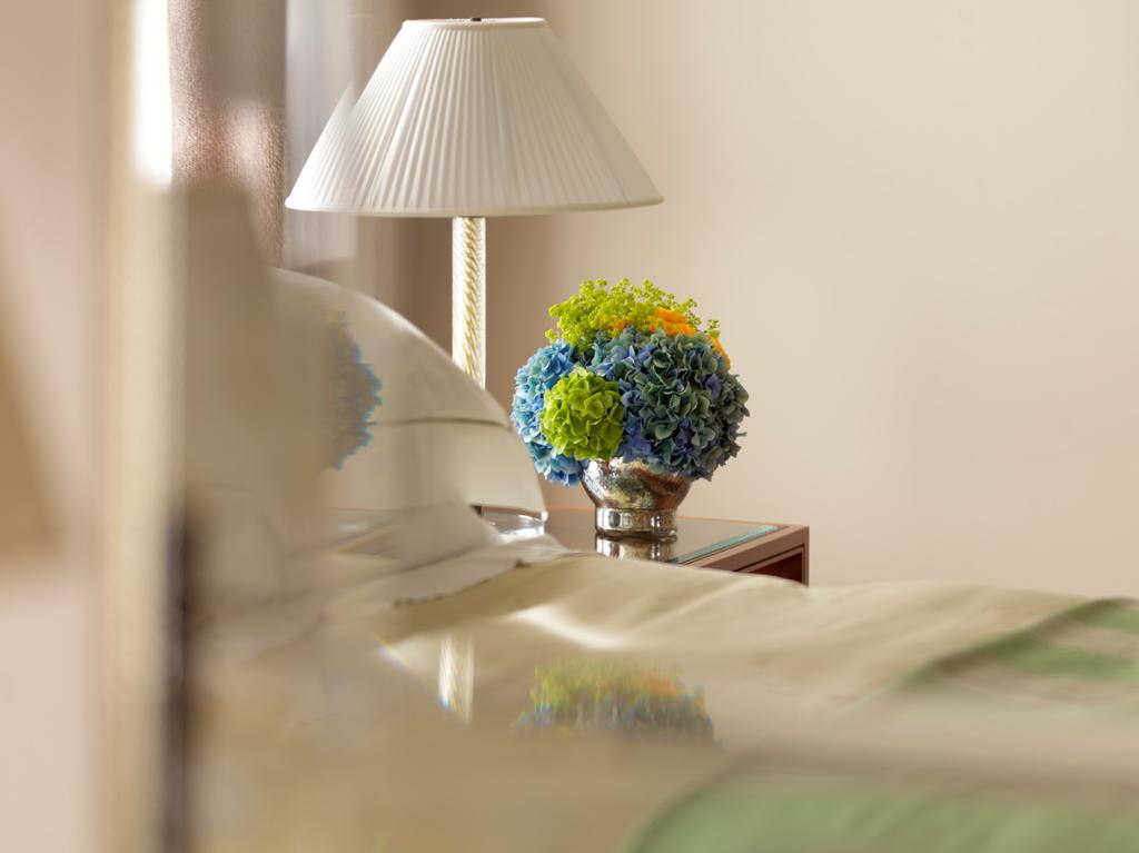 Junior Suite King Size Bed