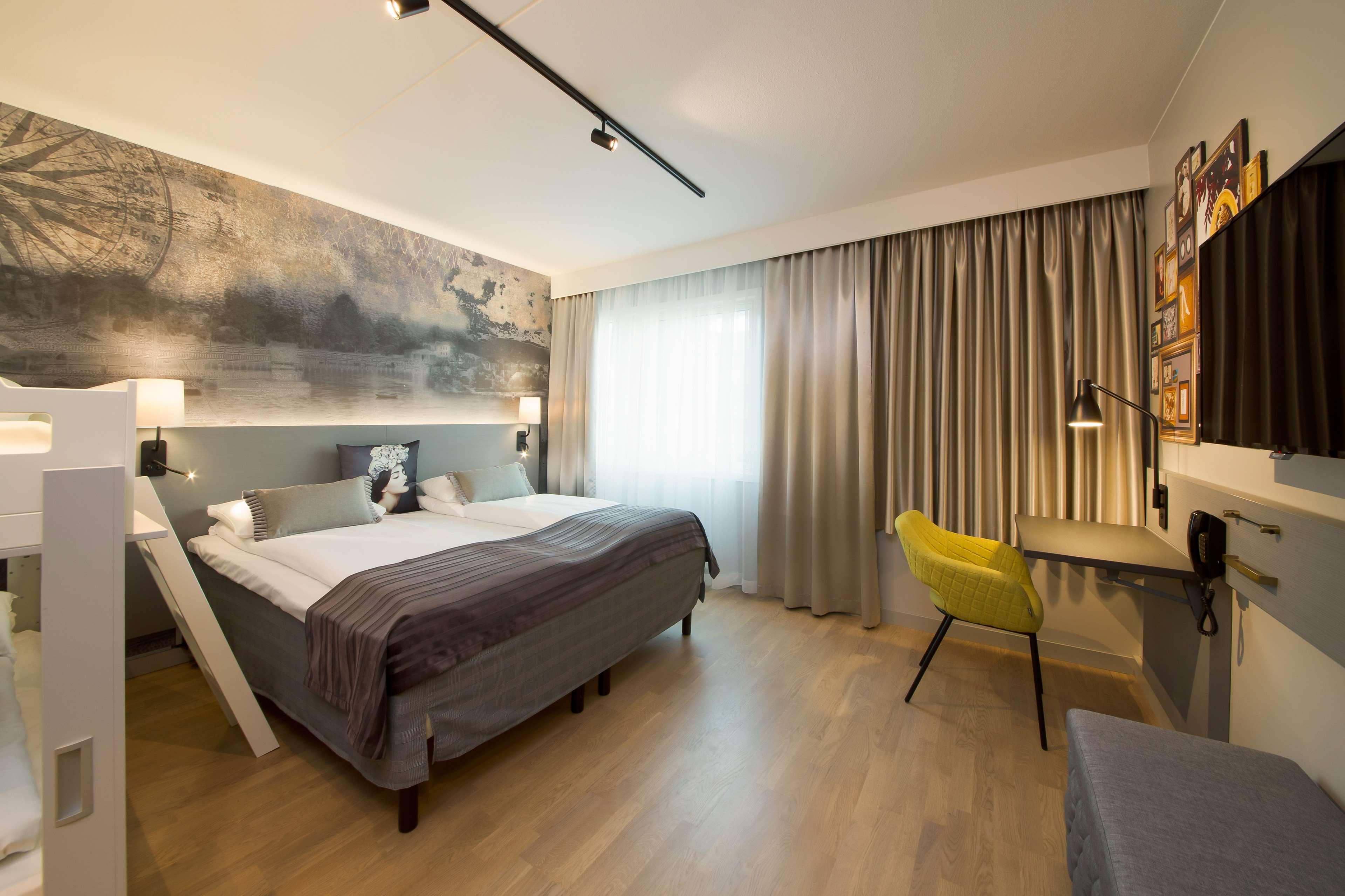 Family Room Standard