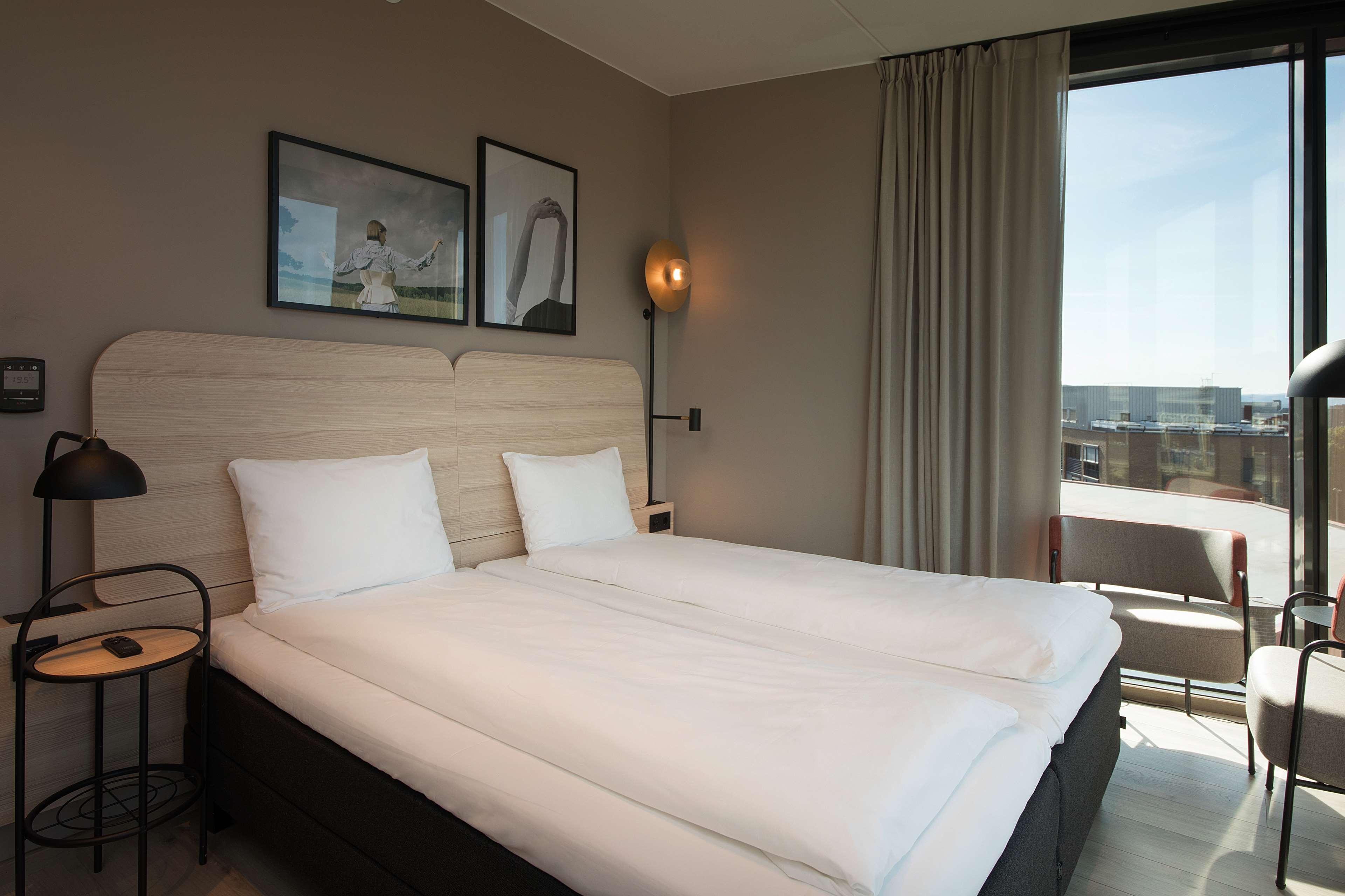 Double Superior King Bed