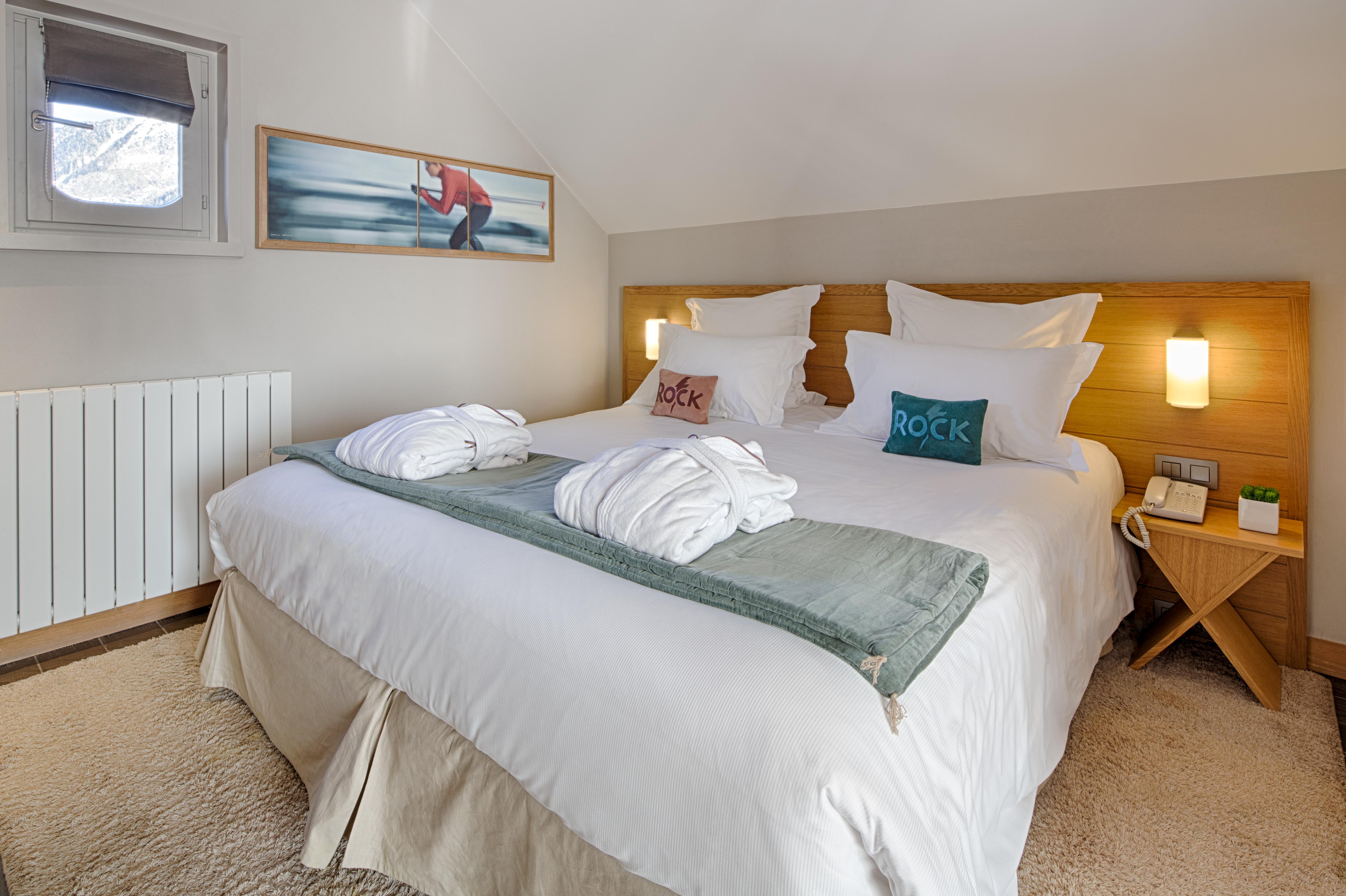 Double or Twin Standard