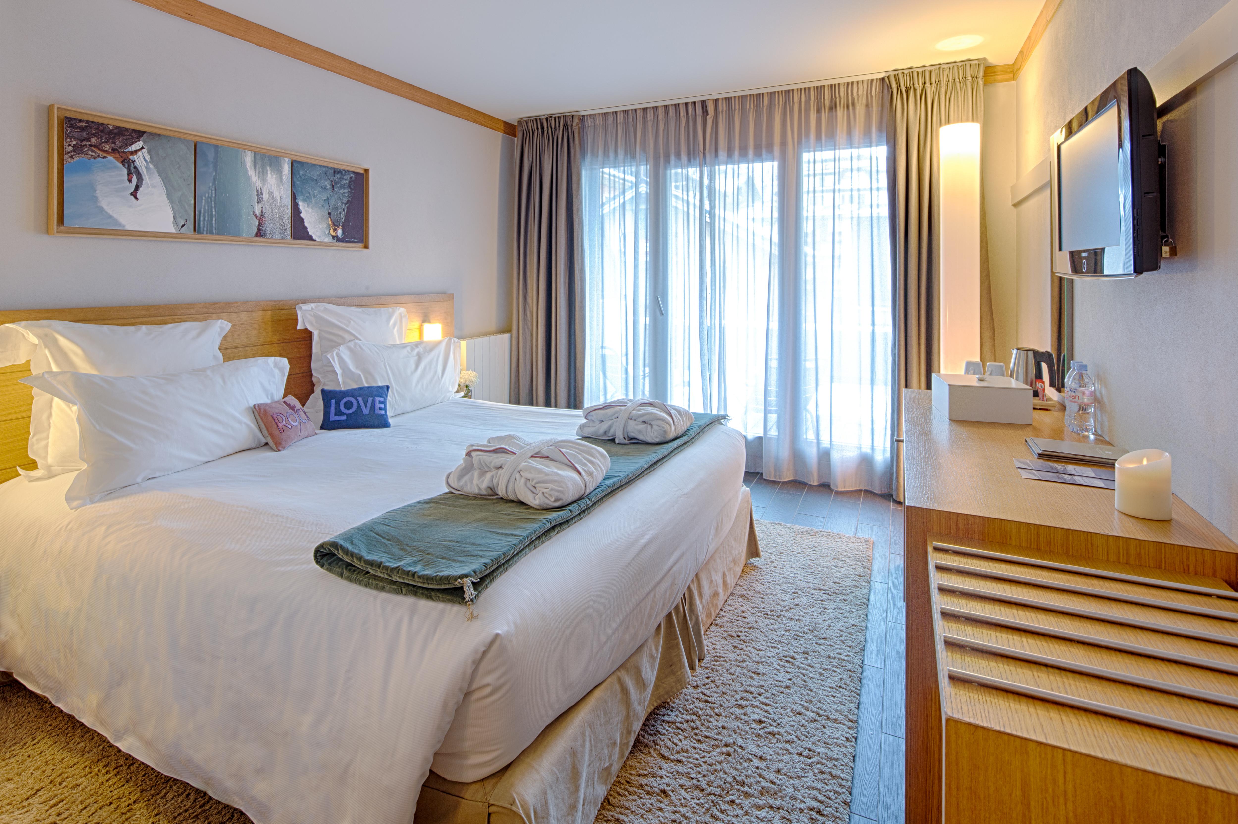 Double or Twin Superior