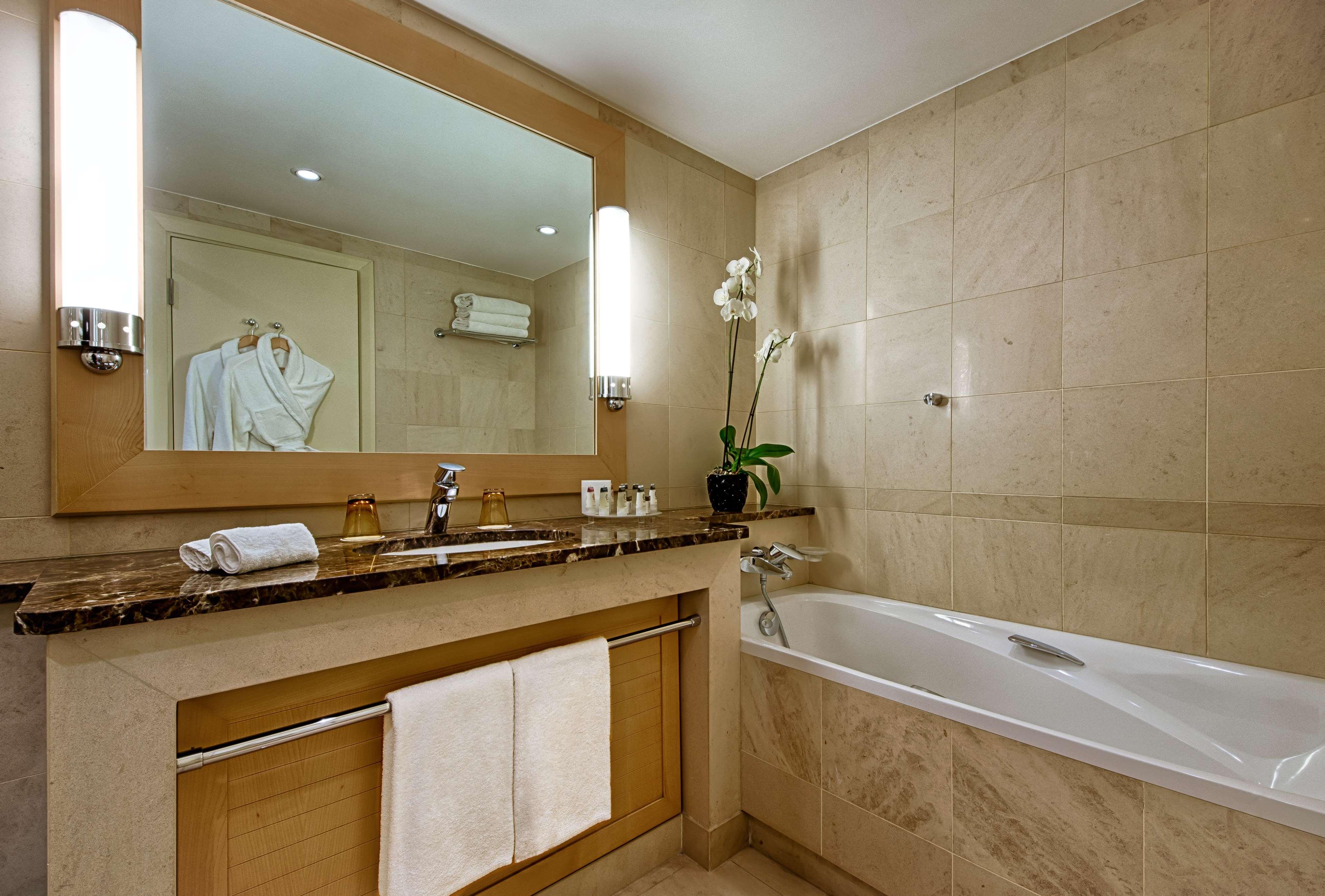 Room Executive King Bed