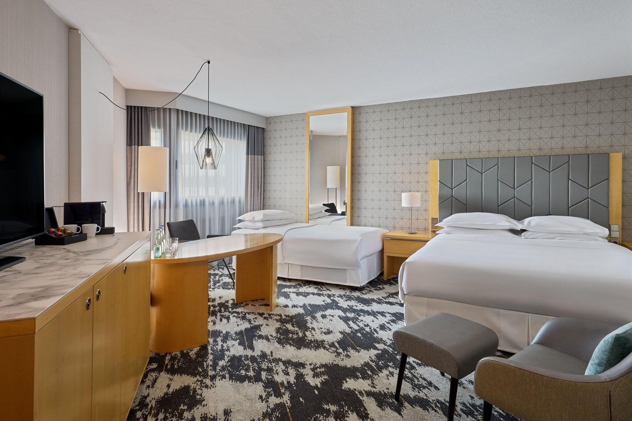 Family Room King Size Bed