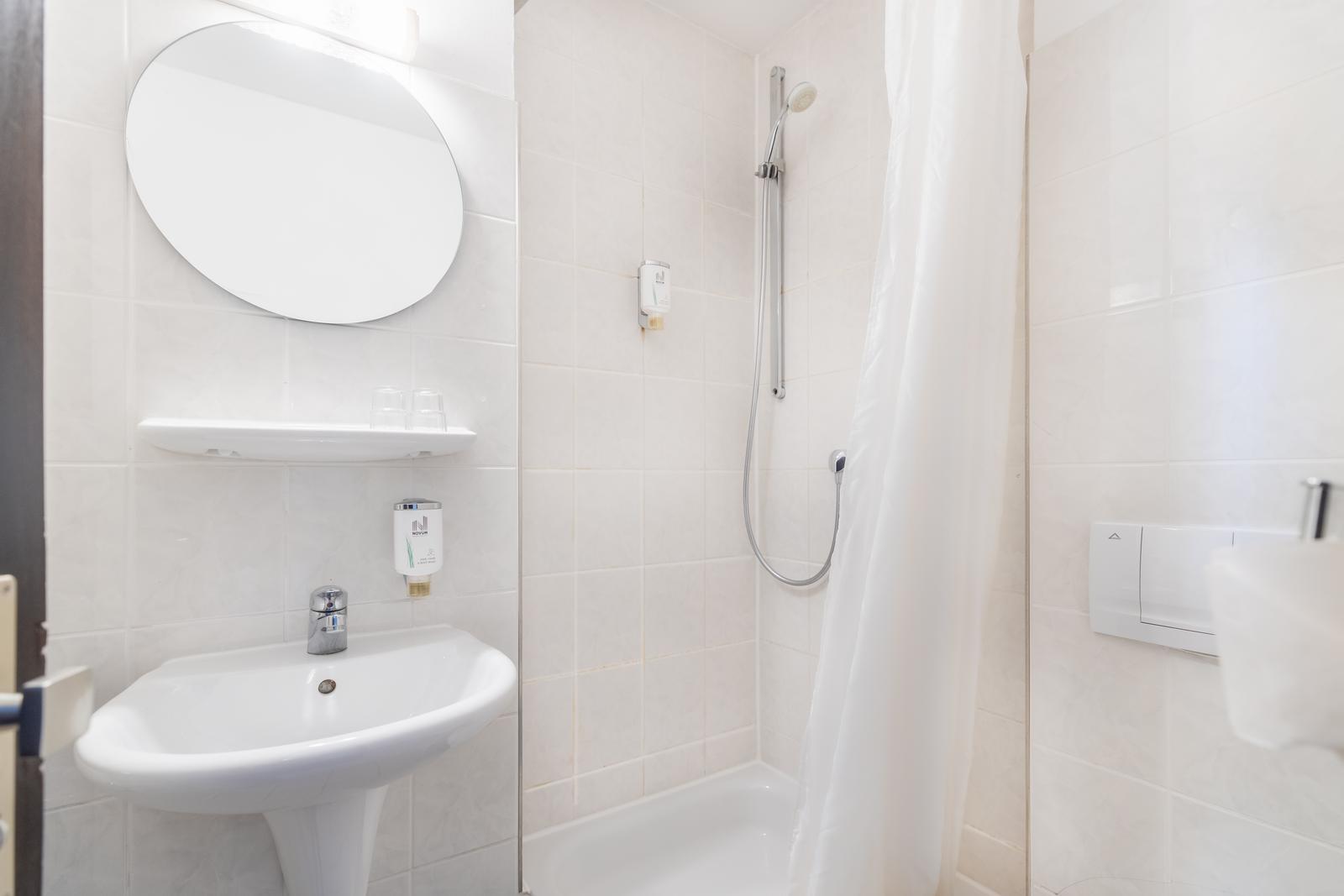 Double Queen Size Bed