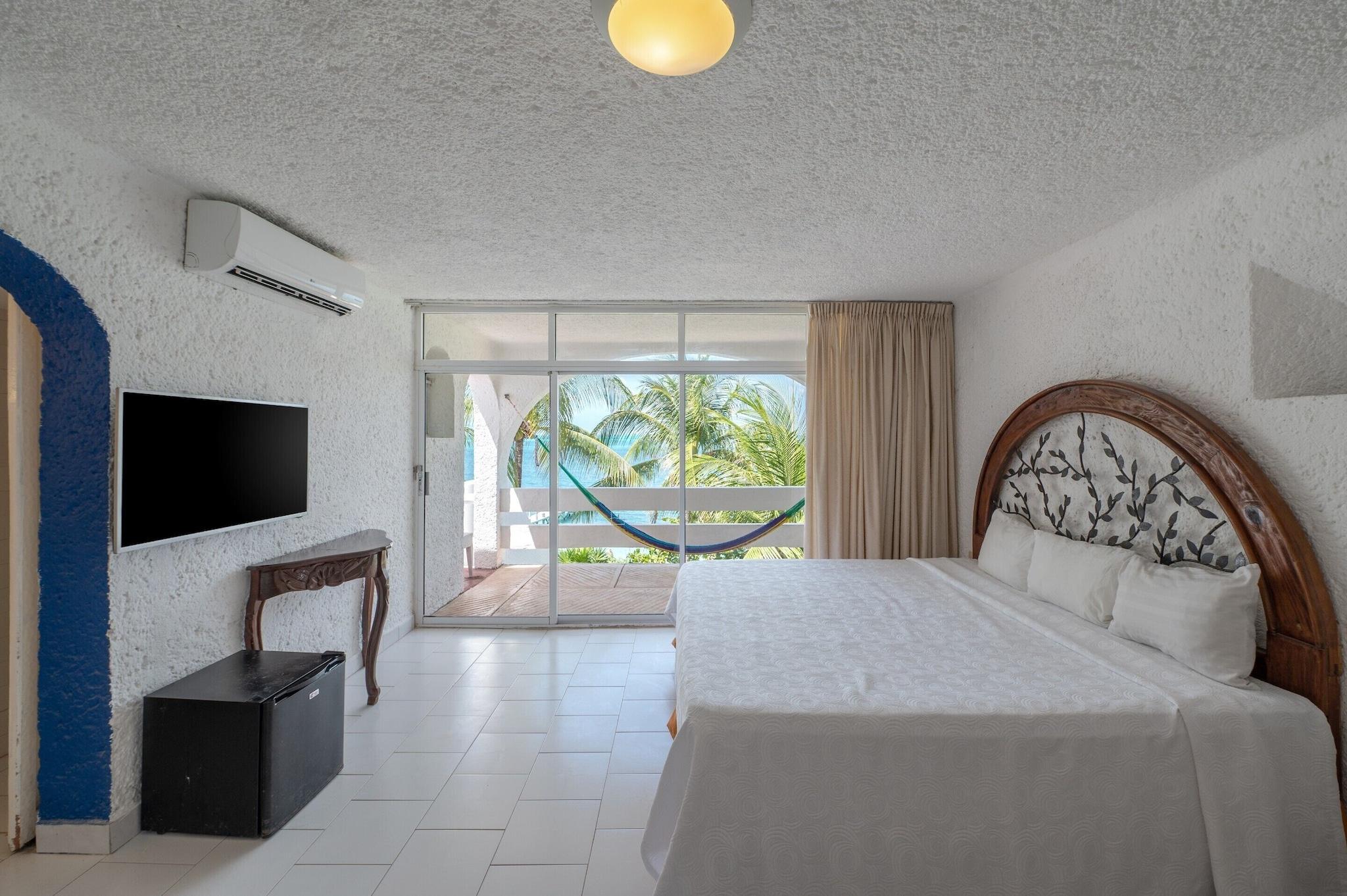 Studio King Size Bed