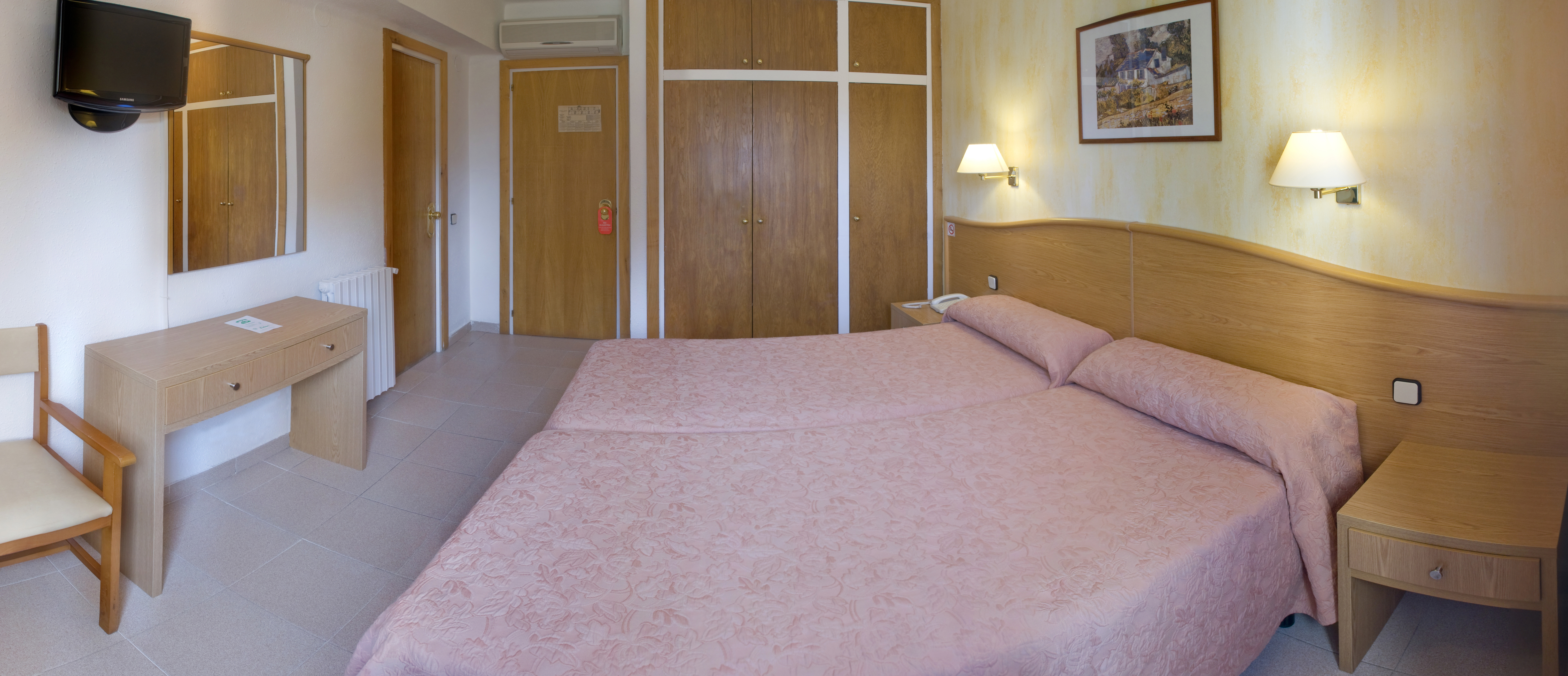 Double or Twin Standard