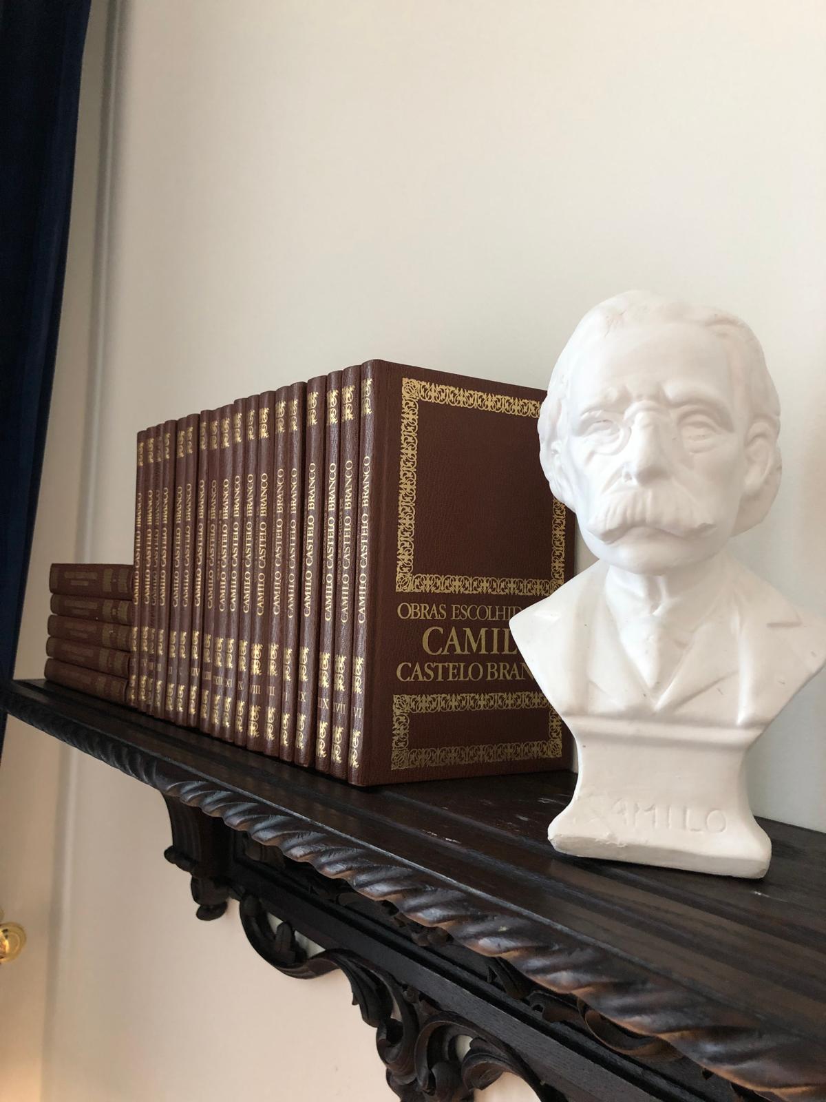 Double Deluxe Capacity 2