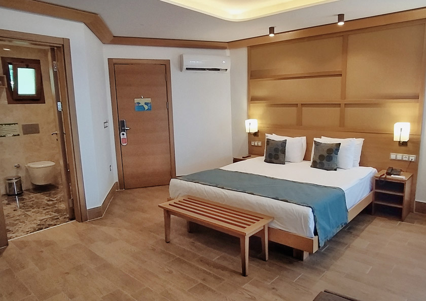 Bungalow Garden View