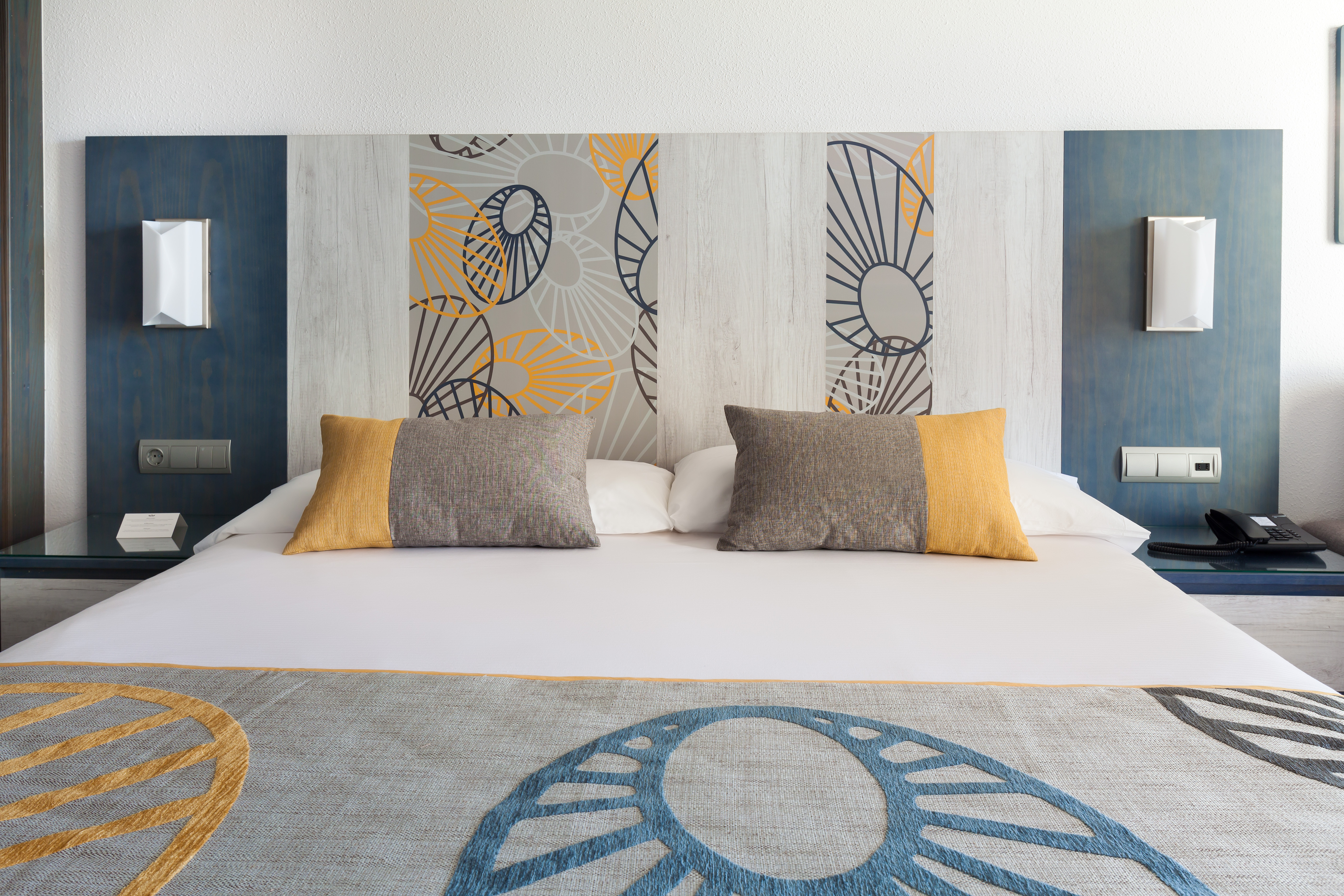 Double or Twin Standard