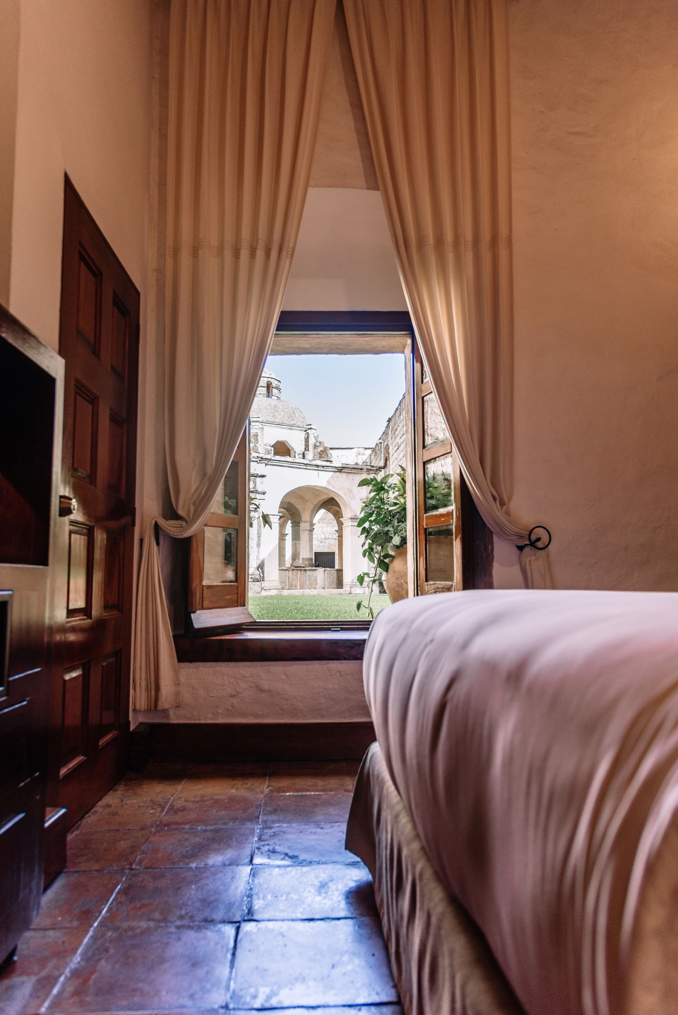 Single Queen Size Bed