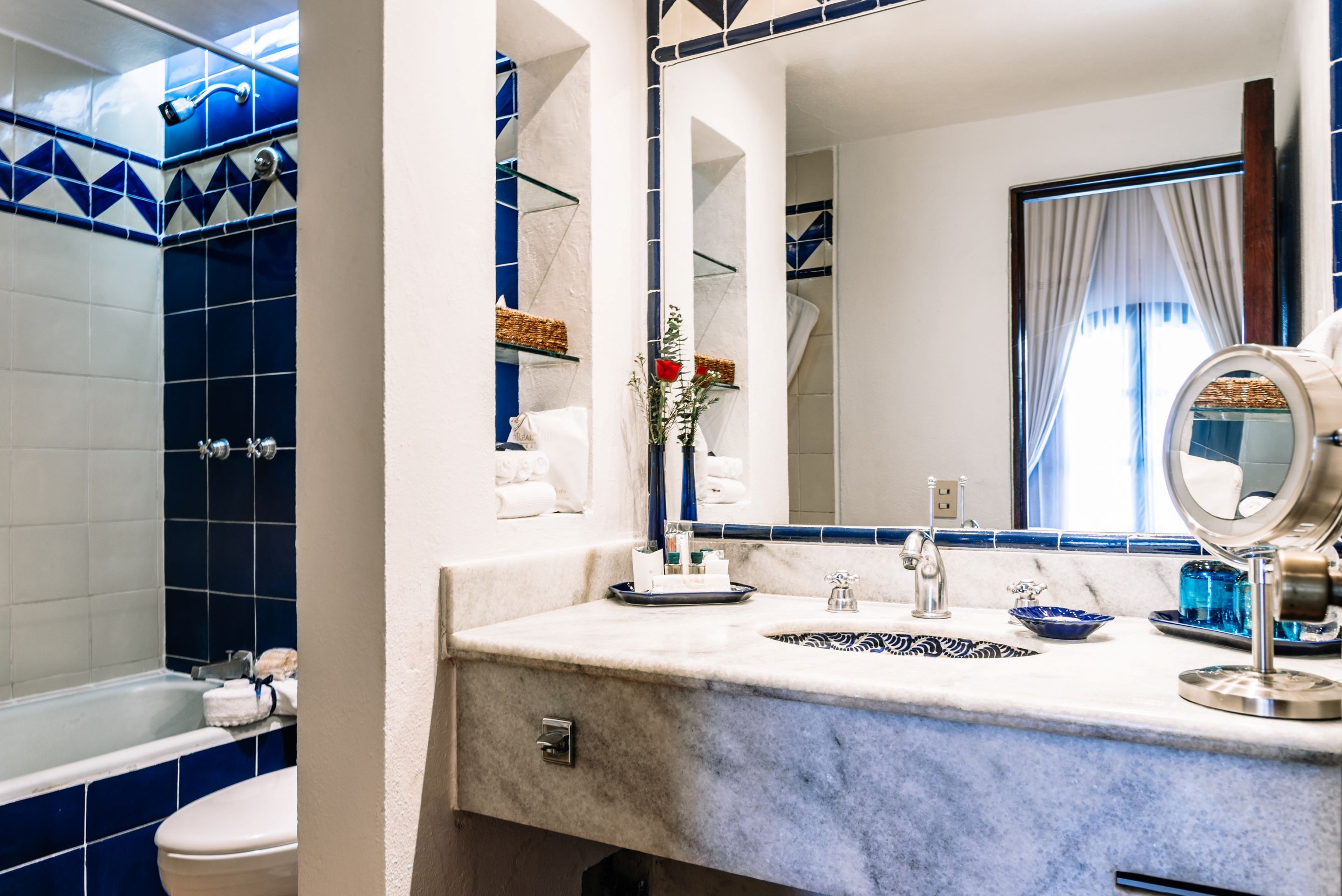 Single Superior King Bed