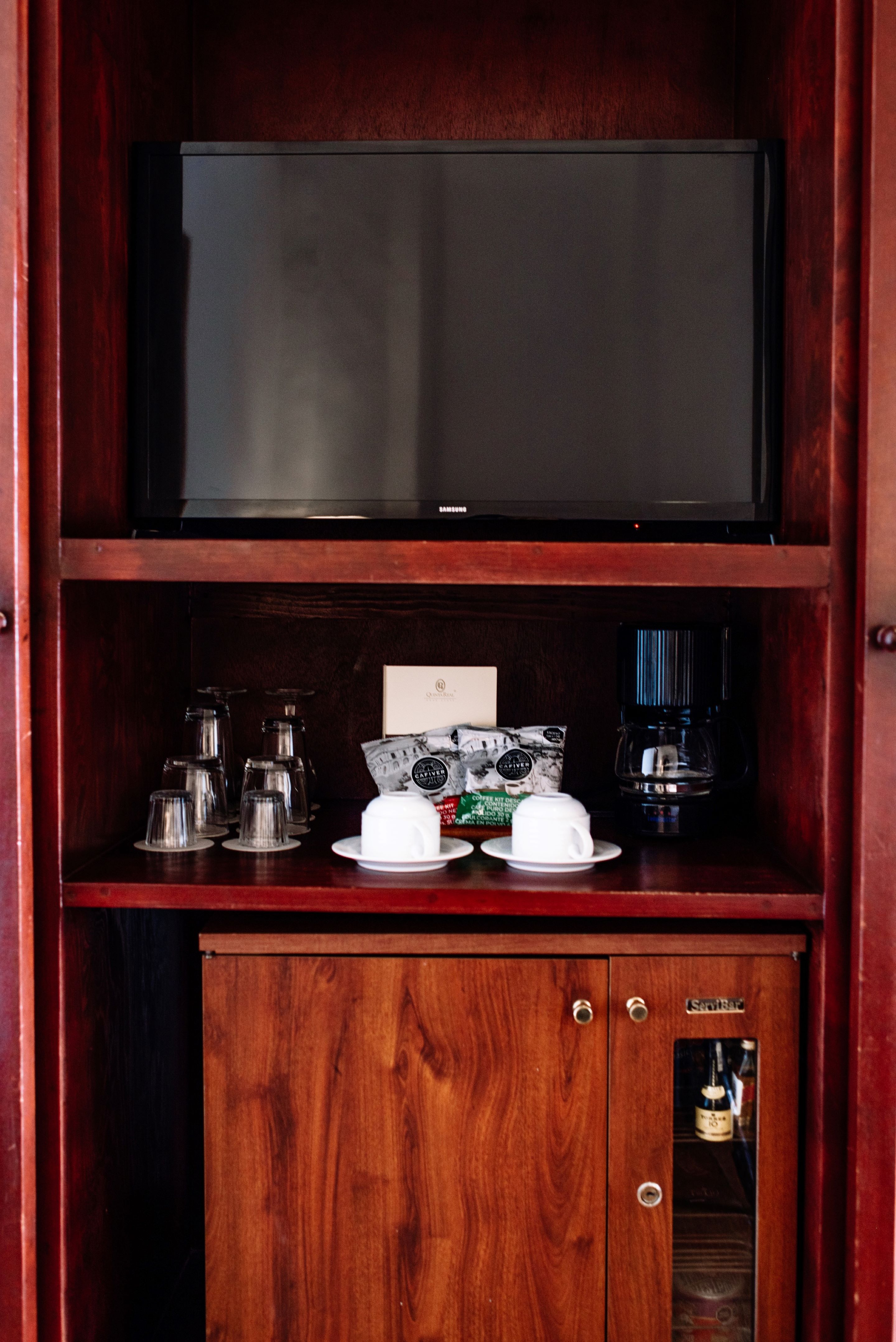 Single Superior King Bed