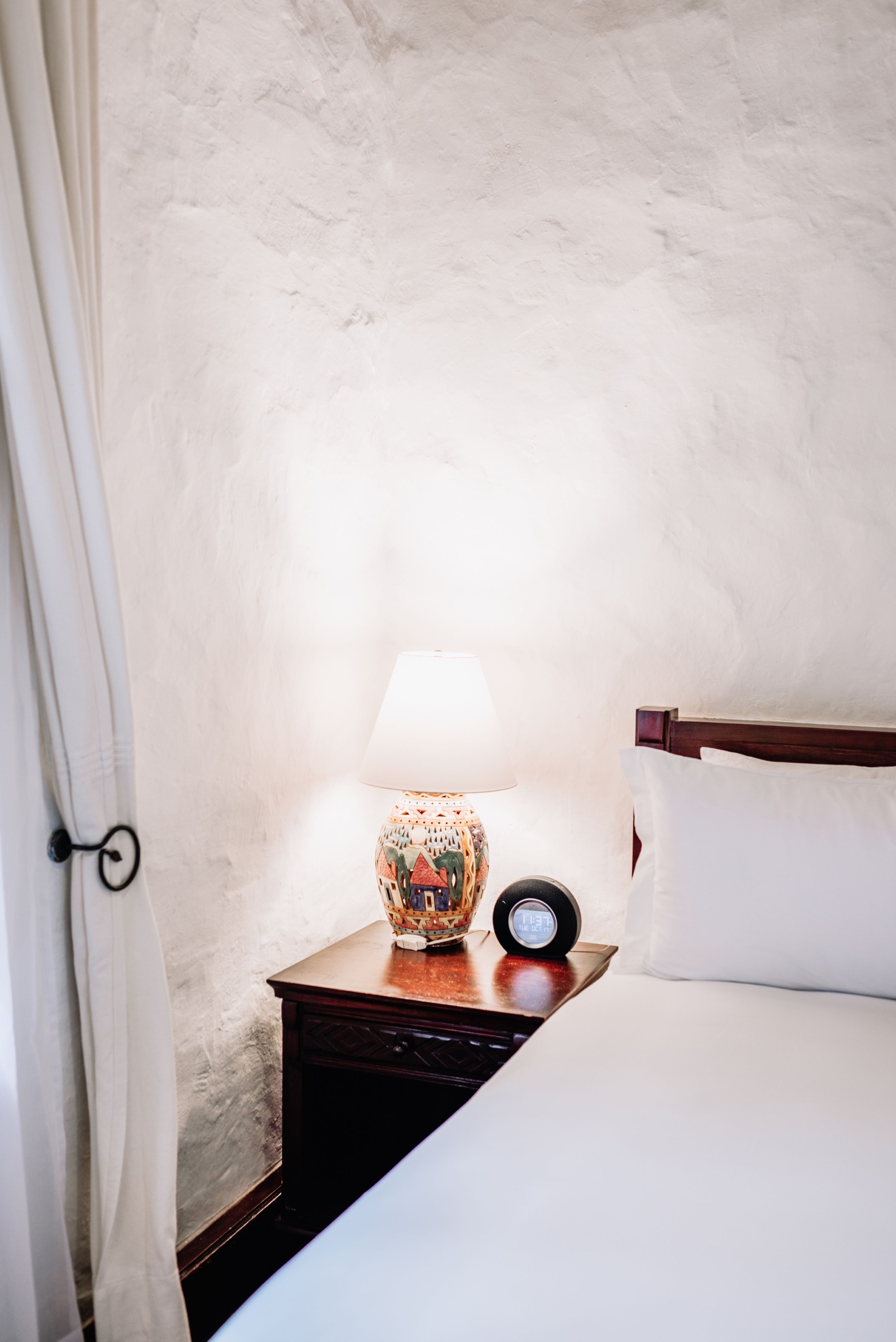 Single Superior King Bed