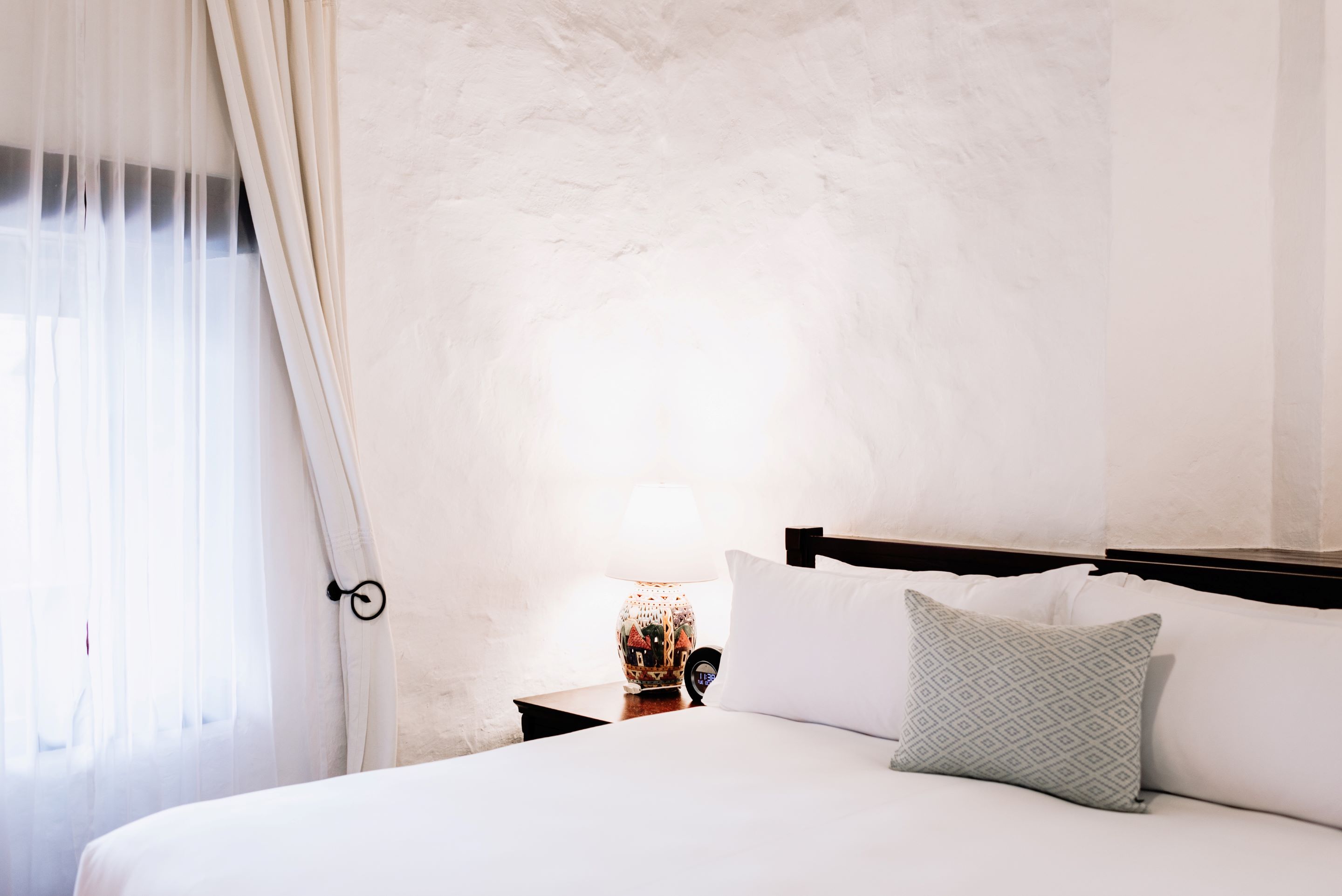 Single Superior King Bed