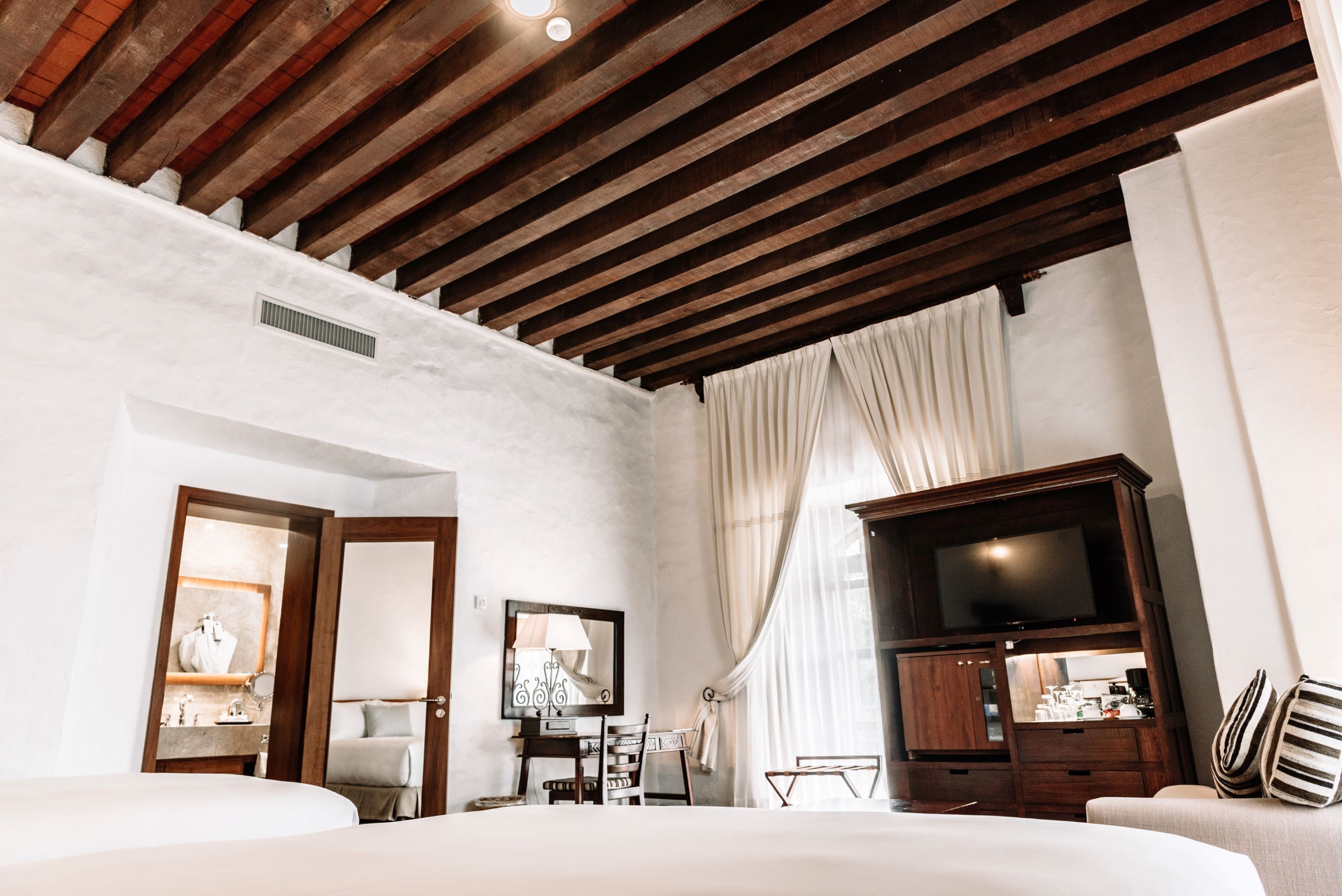 Double Classic Double Bed