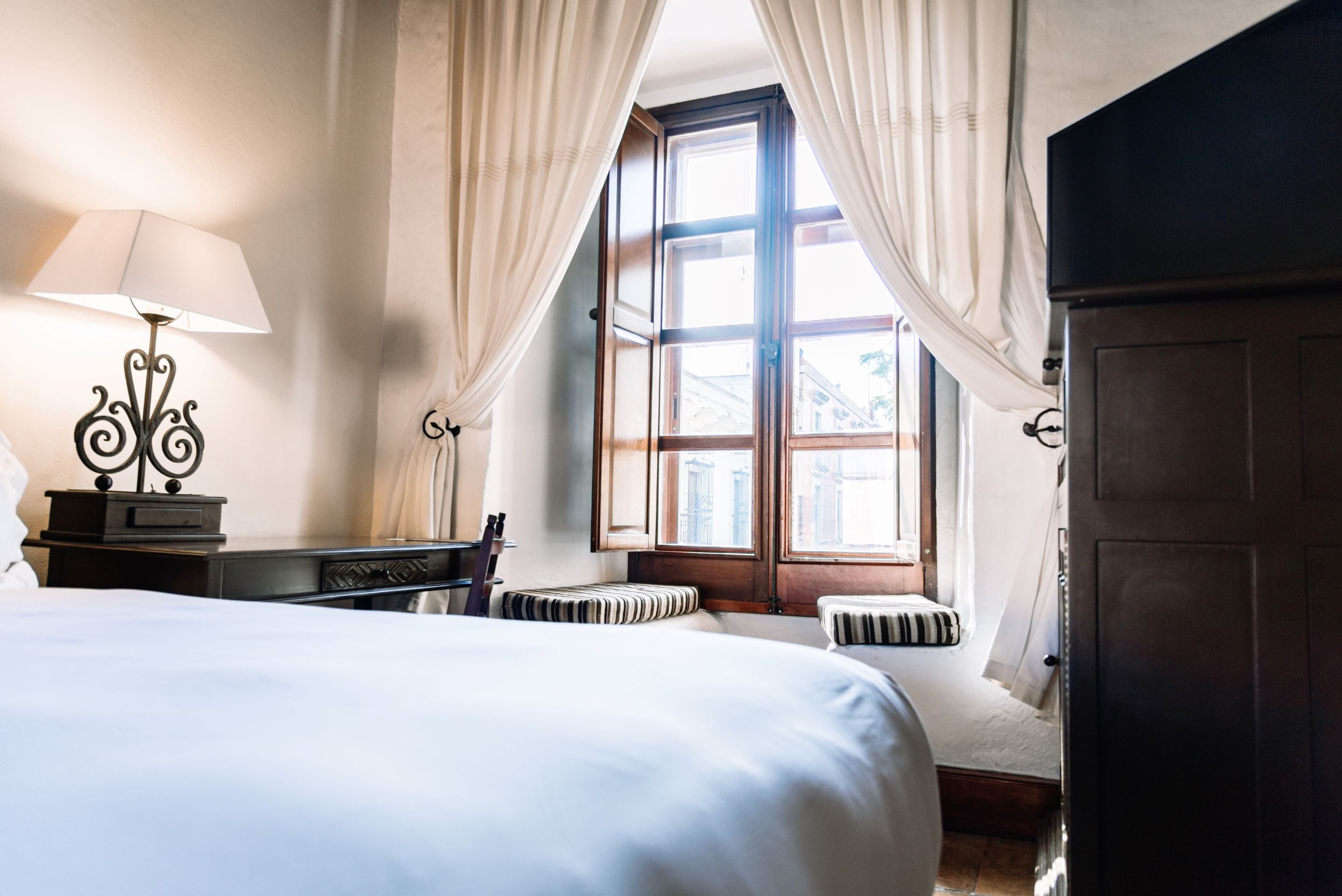 Double Classic King Bed