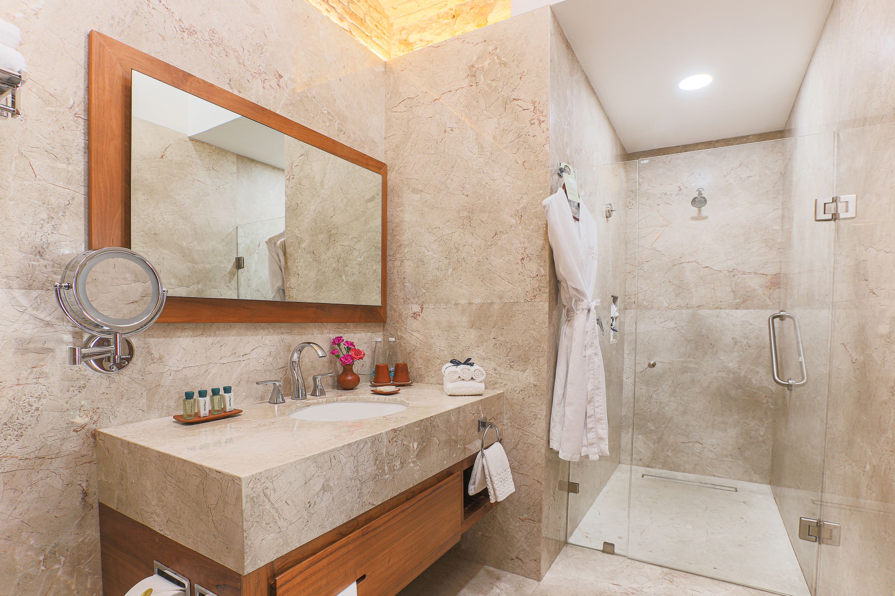 Double Classic Double Bed