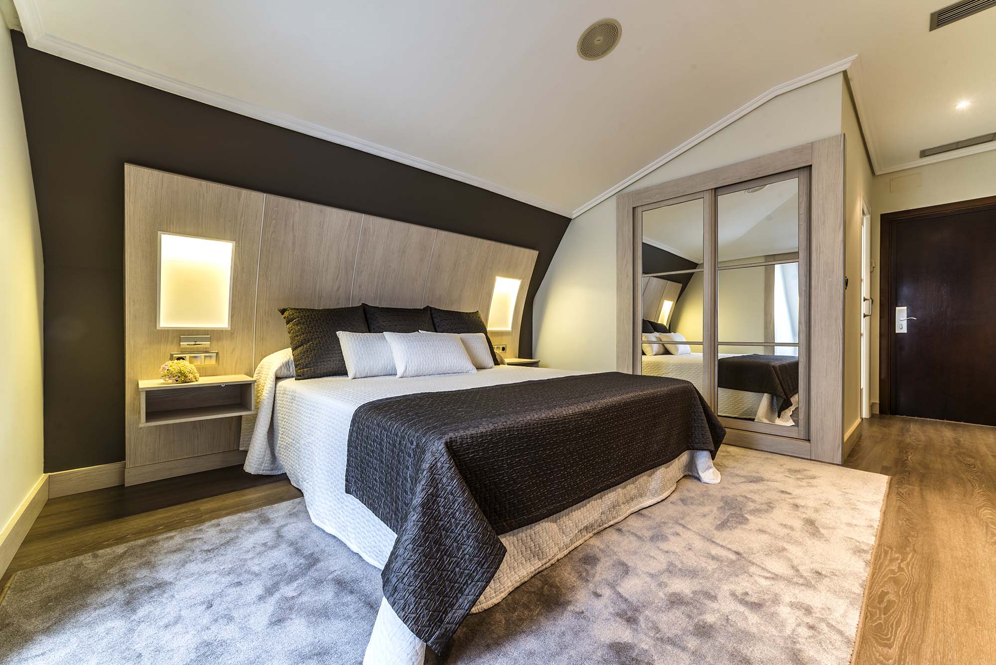 Double Single Deluxe