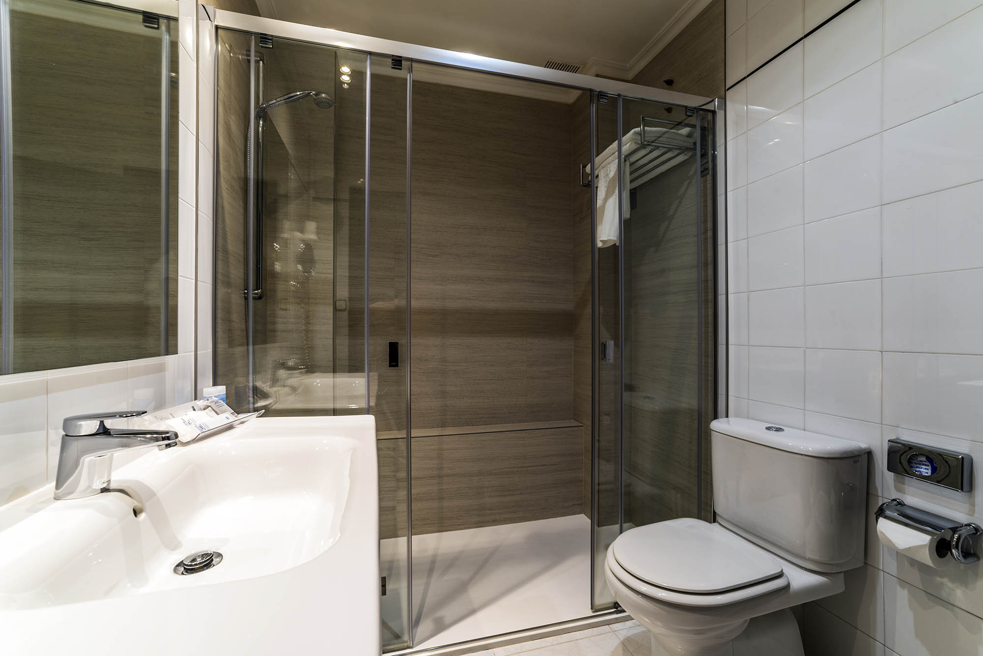 Double Single Deluxe Side Sea View