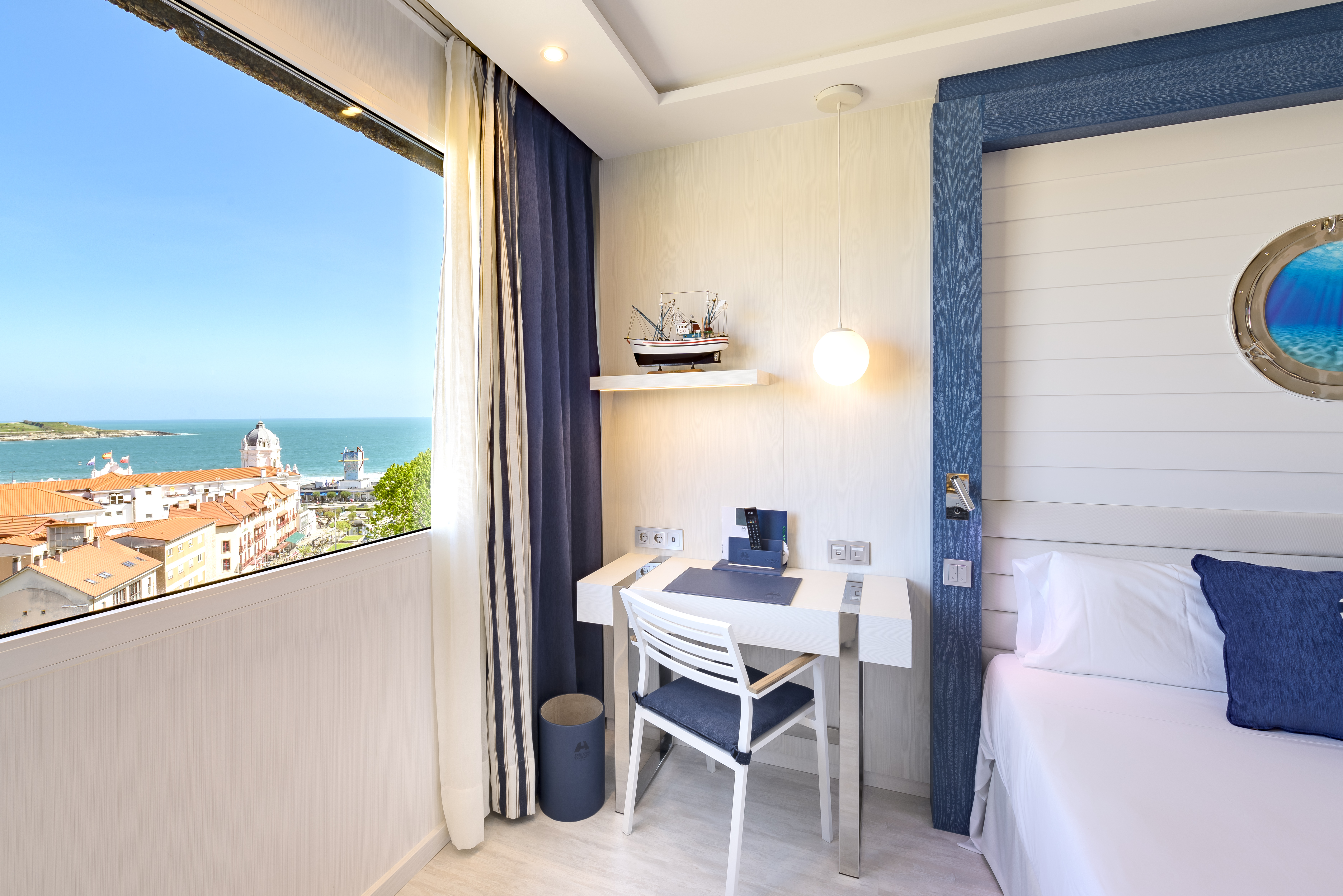 Double Single Deluxe Sea View