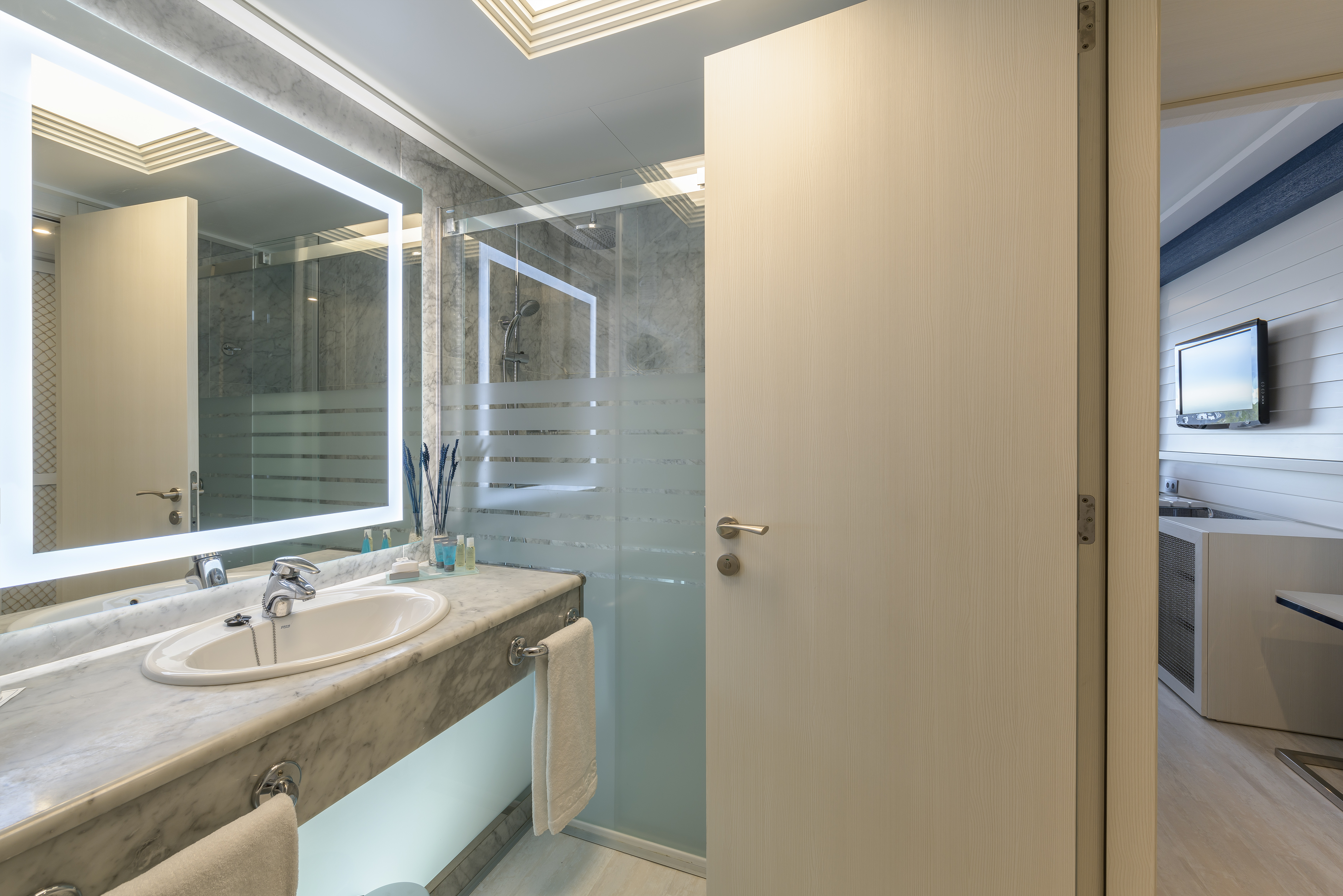 Double Single Deluxe Sea View