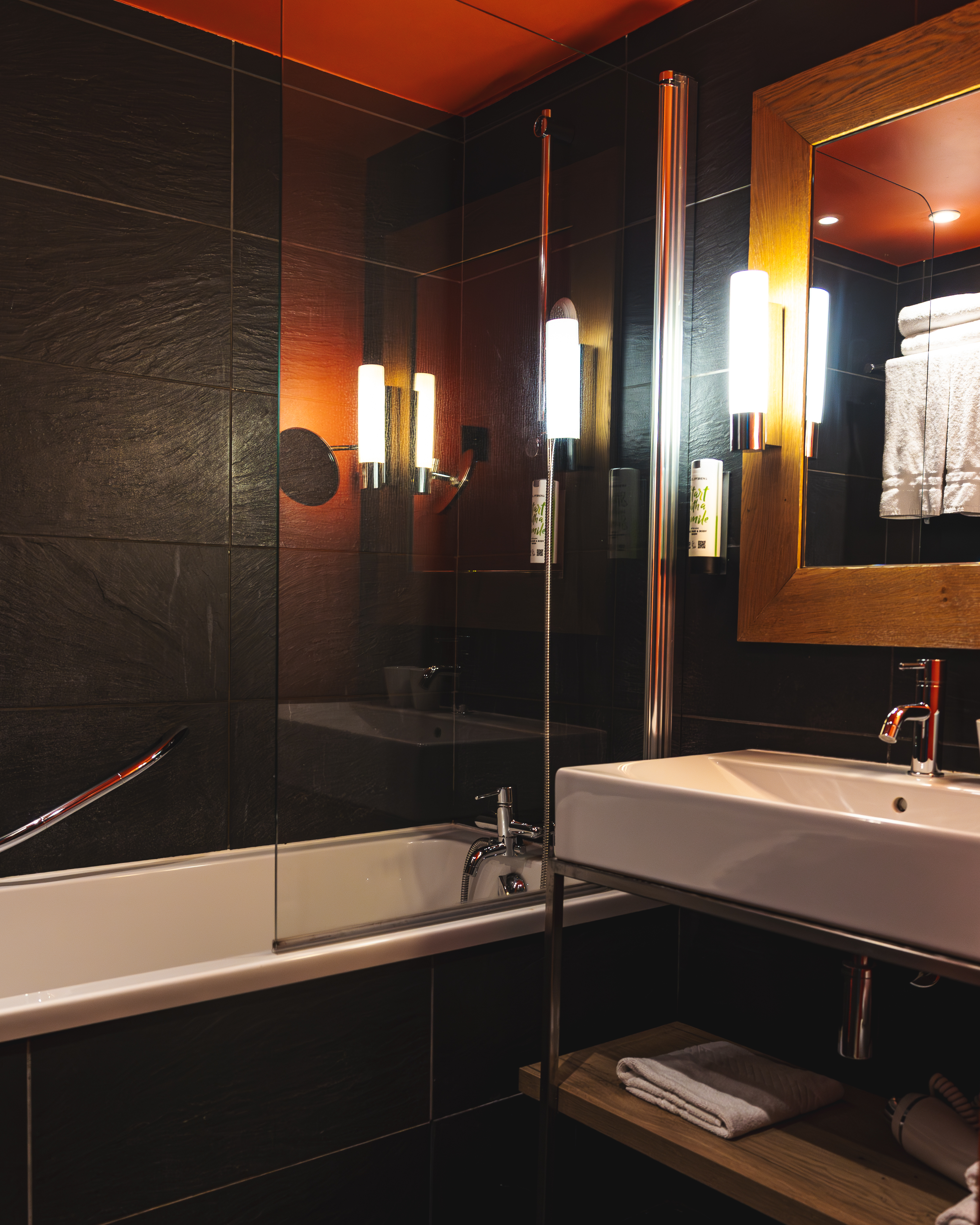 Twin Classic Mountain View