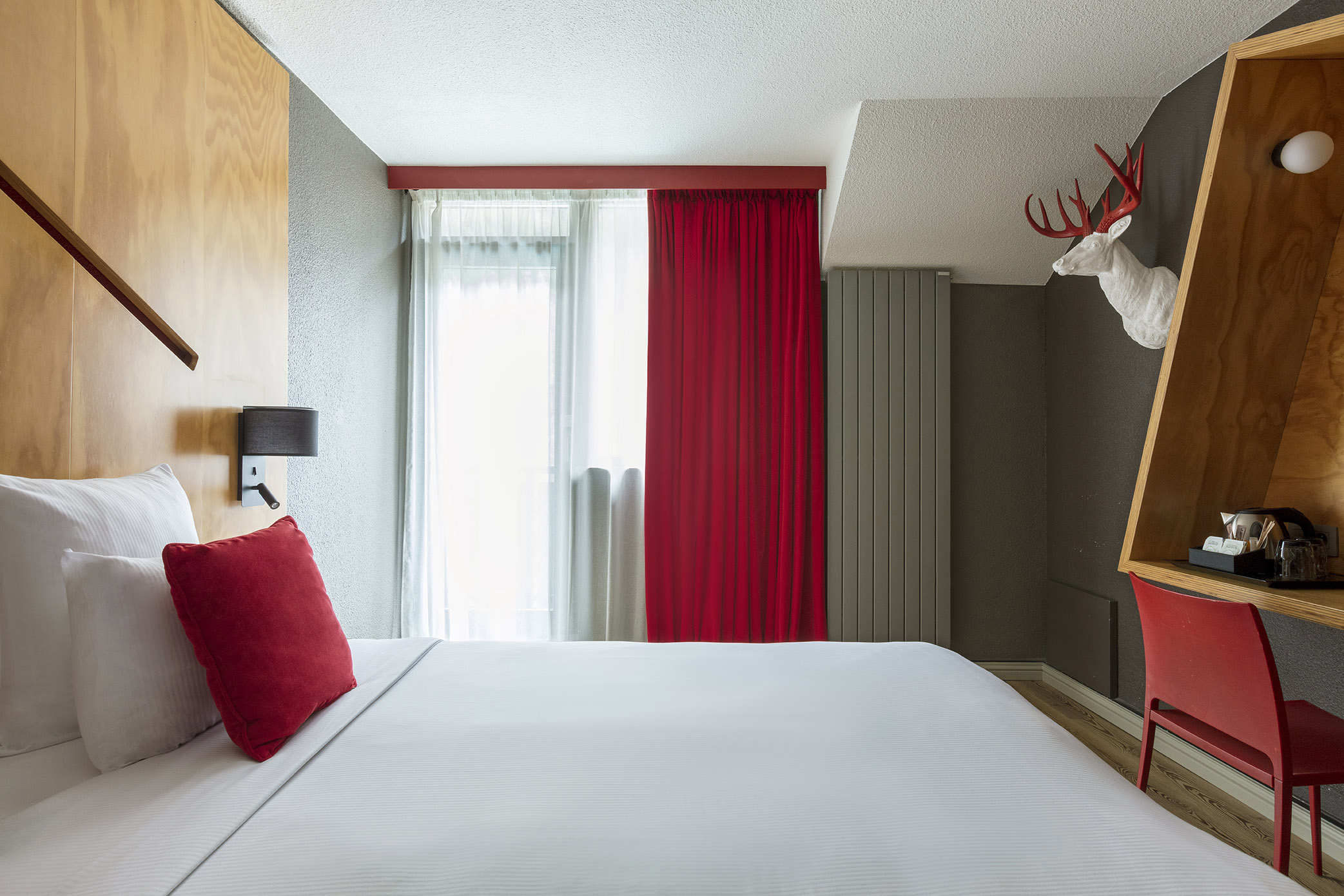 Twin Classic Mountain View