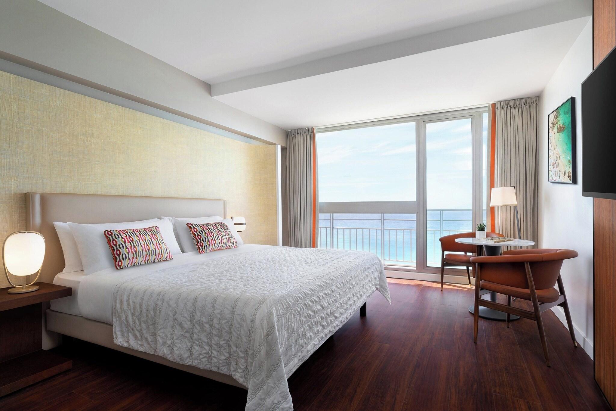 Twin Deluxe Sea View