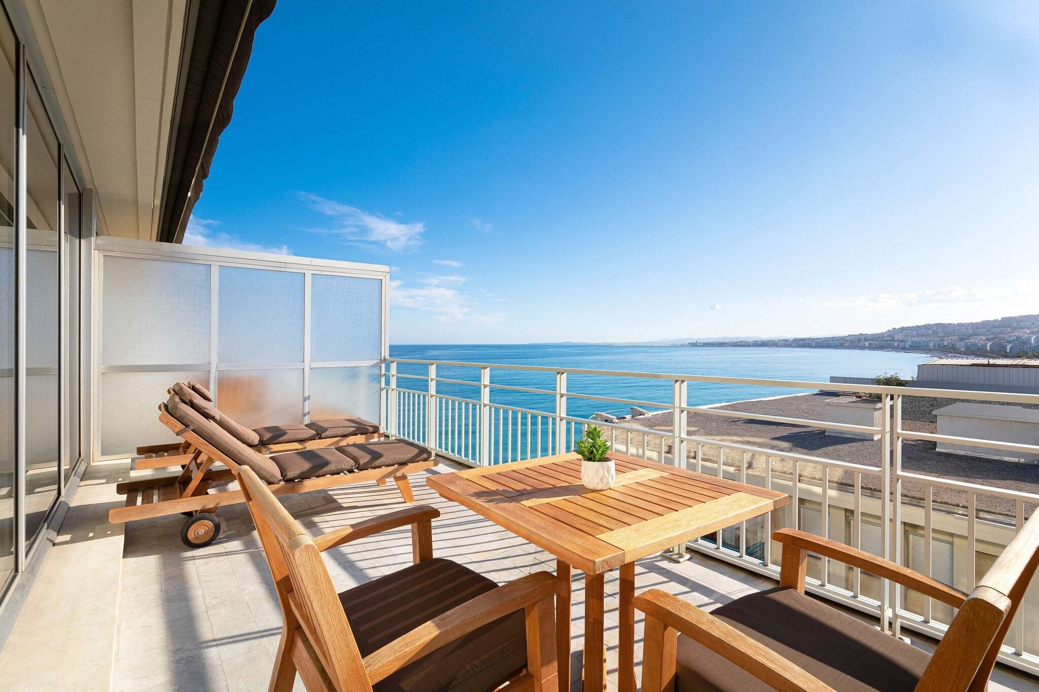 Twin Executive City View