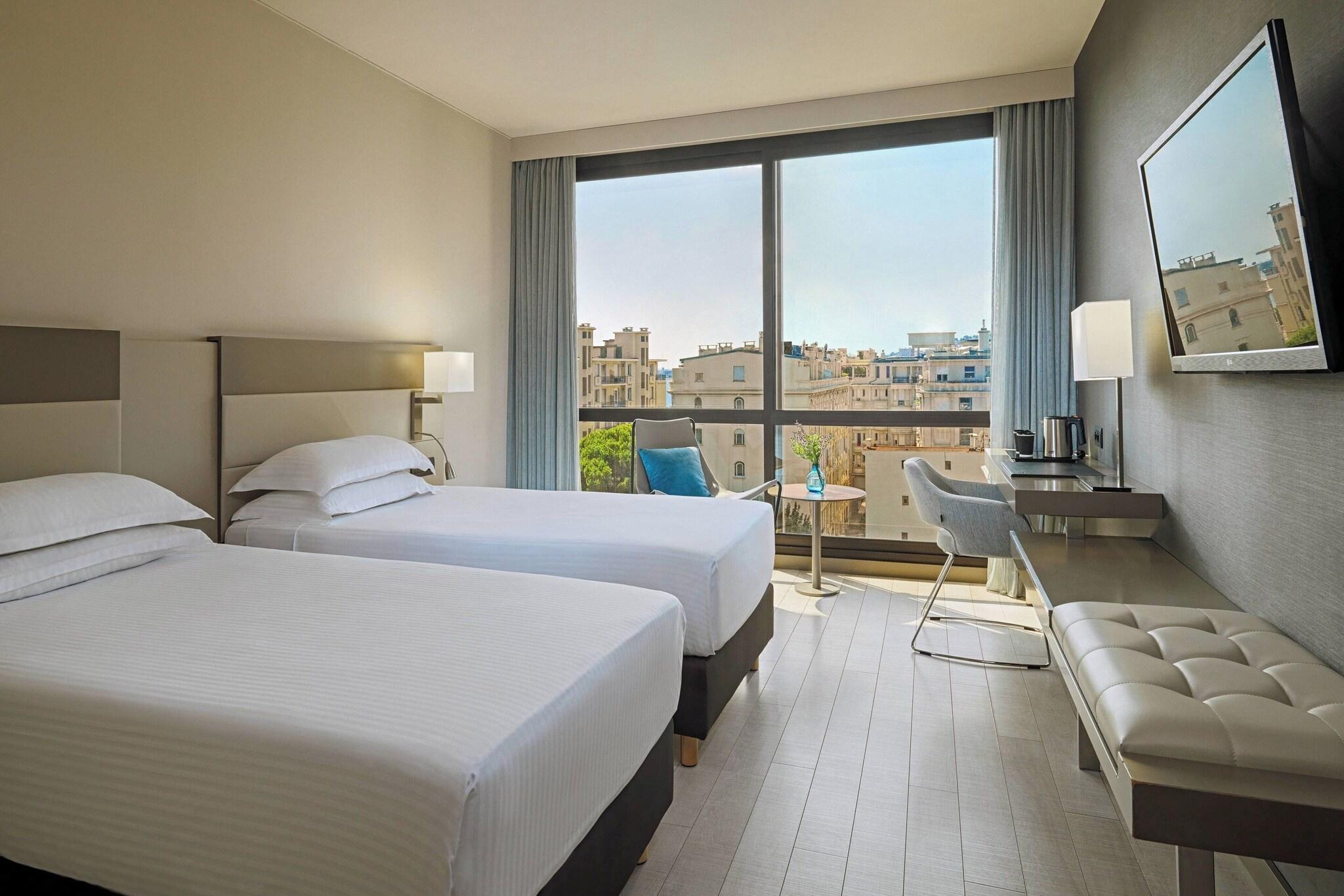 Twin Deluxe Sea View