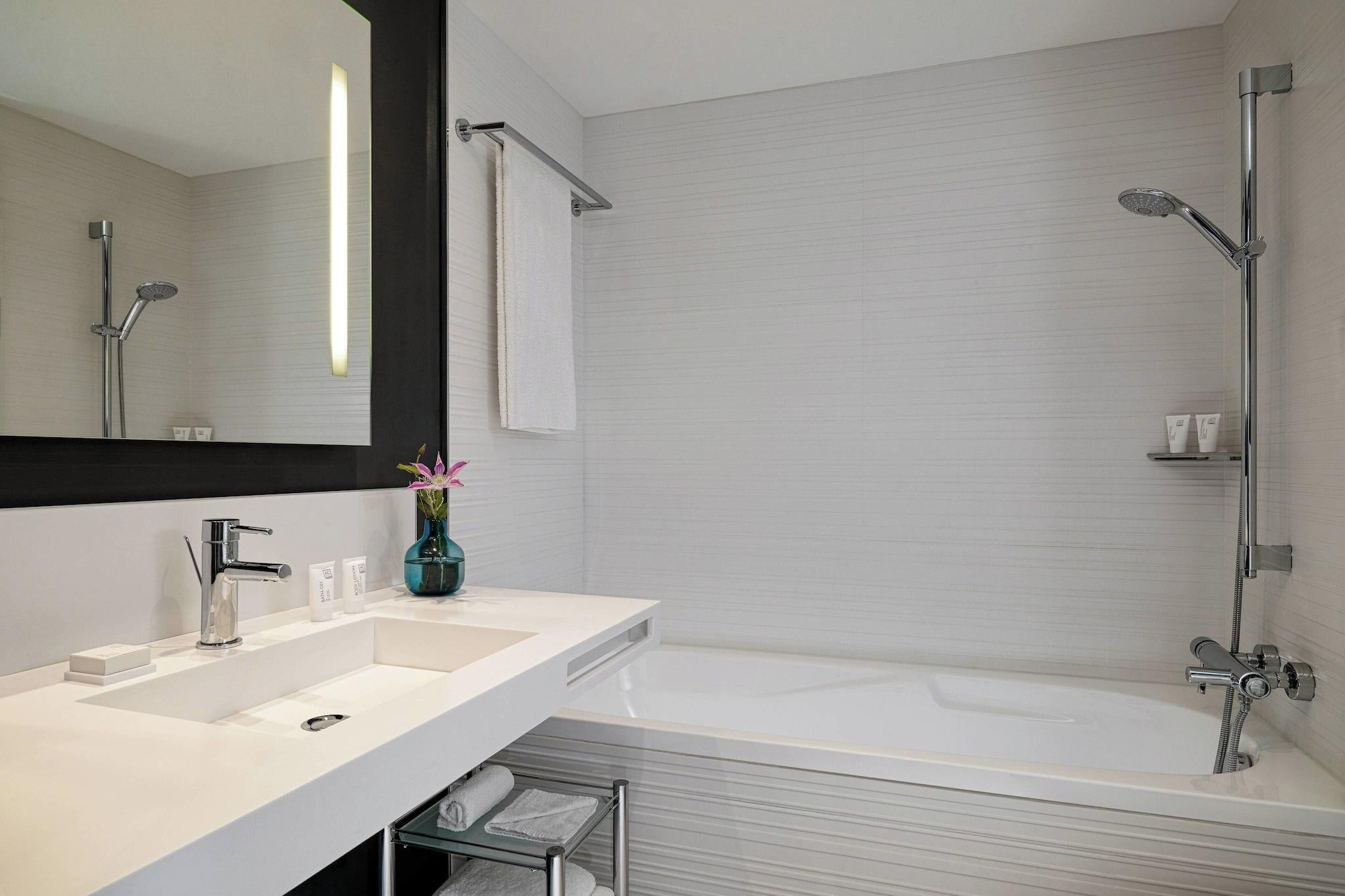 Twin Deluxe Sea View